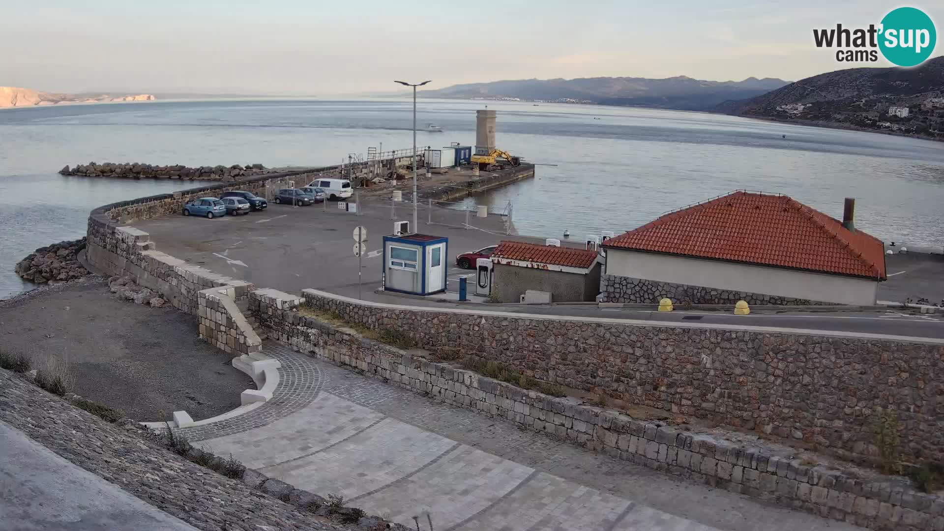 Webcam Porto di Segna – Frangiflutti e Faro in diretta