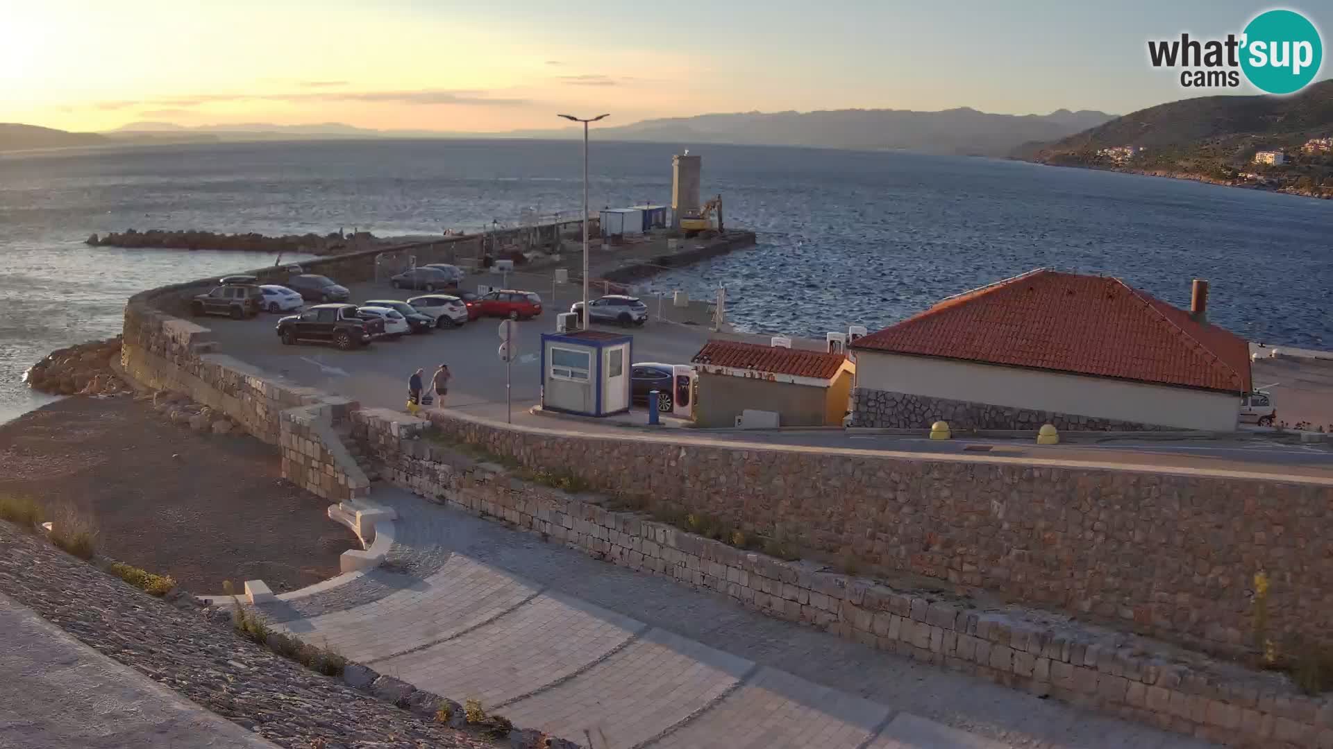 Senj Hafen Webcam – Wellenbrecher & Leuchtturm Liveblick