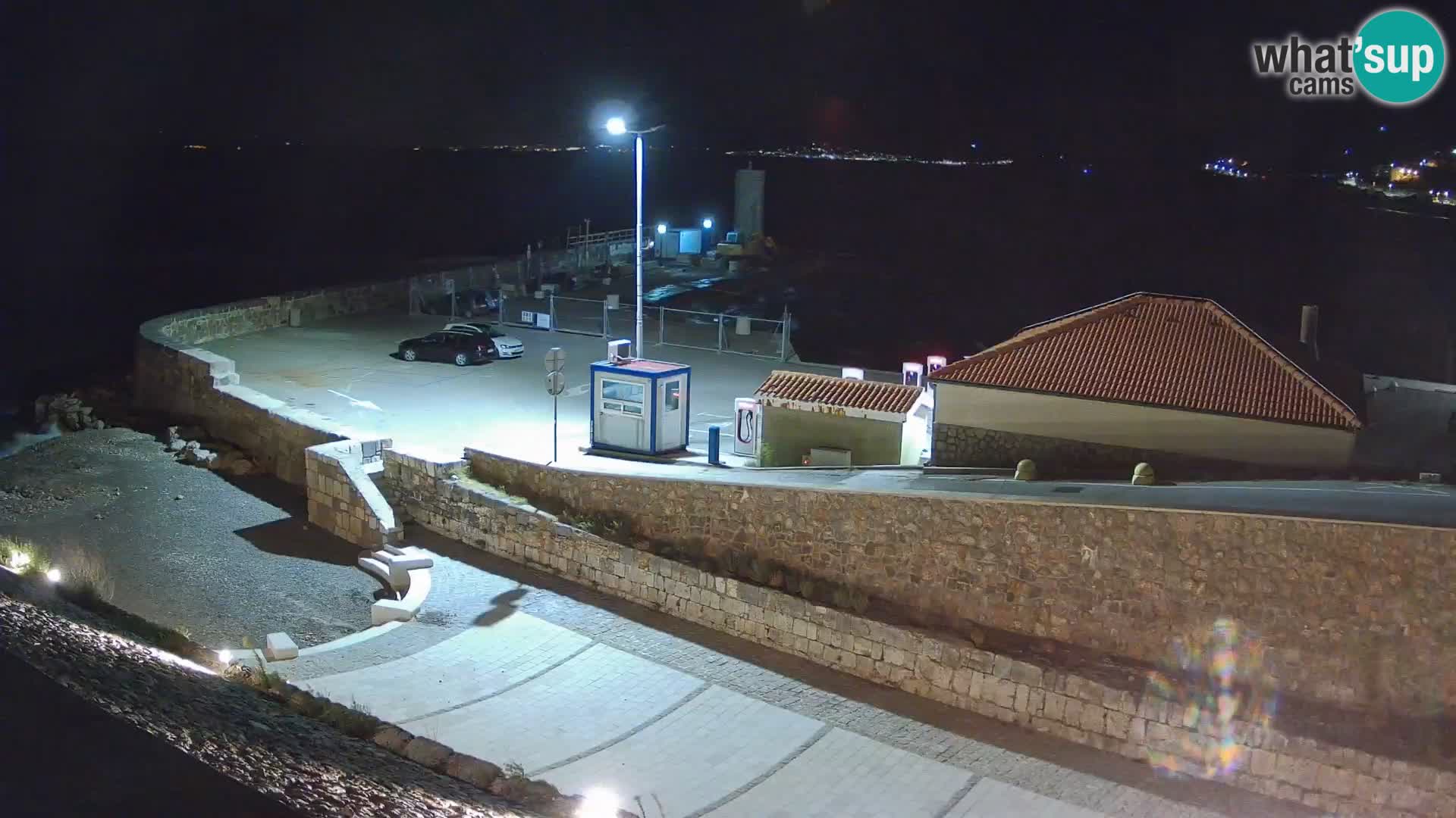 Webcam port de Senj – Vue sur la jetée et le phare