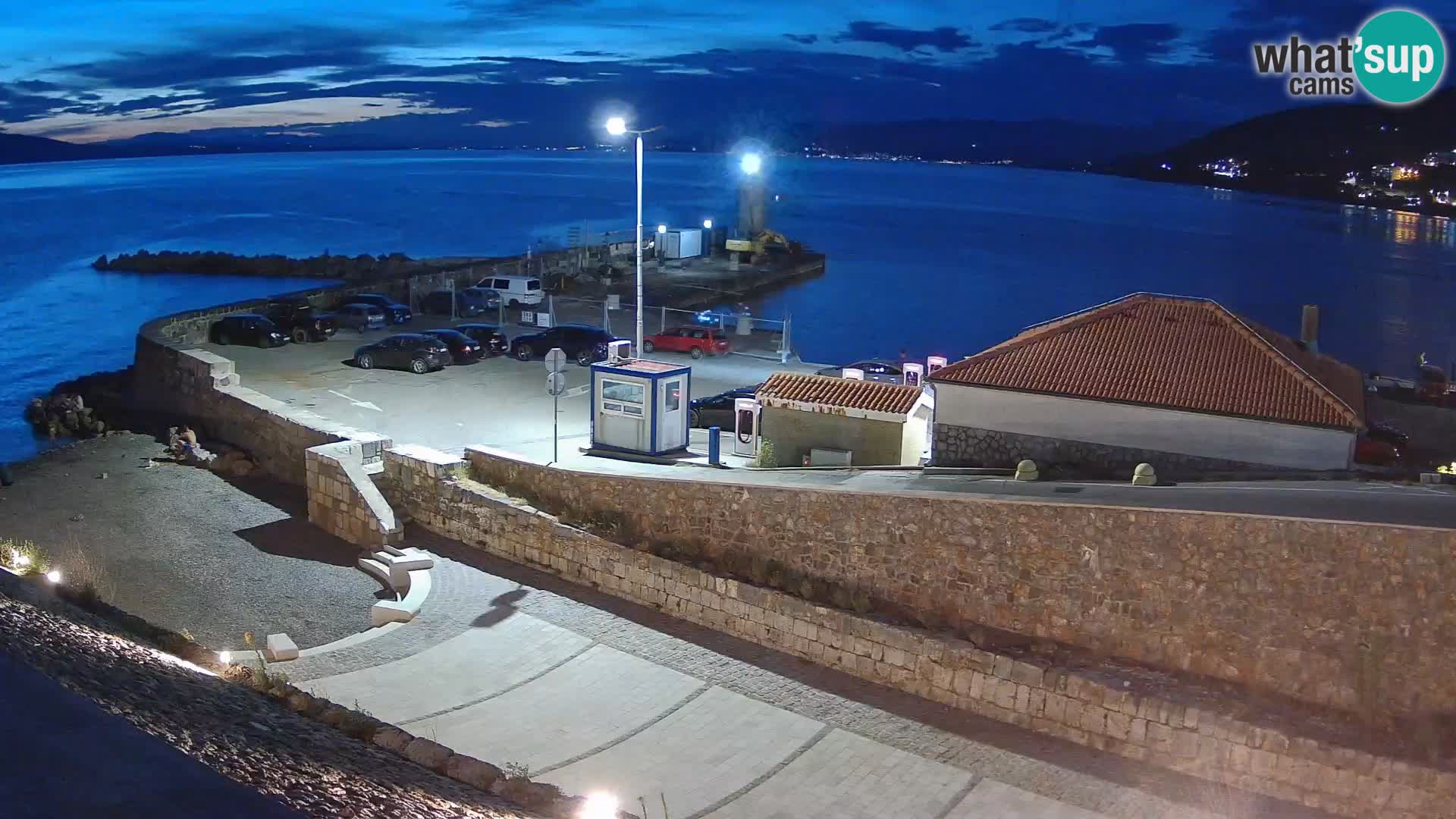 Webcam puerto de Senj – Rompeolas y faro en directo