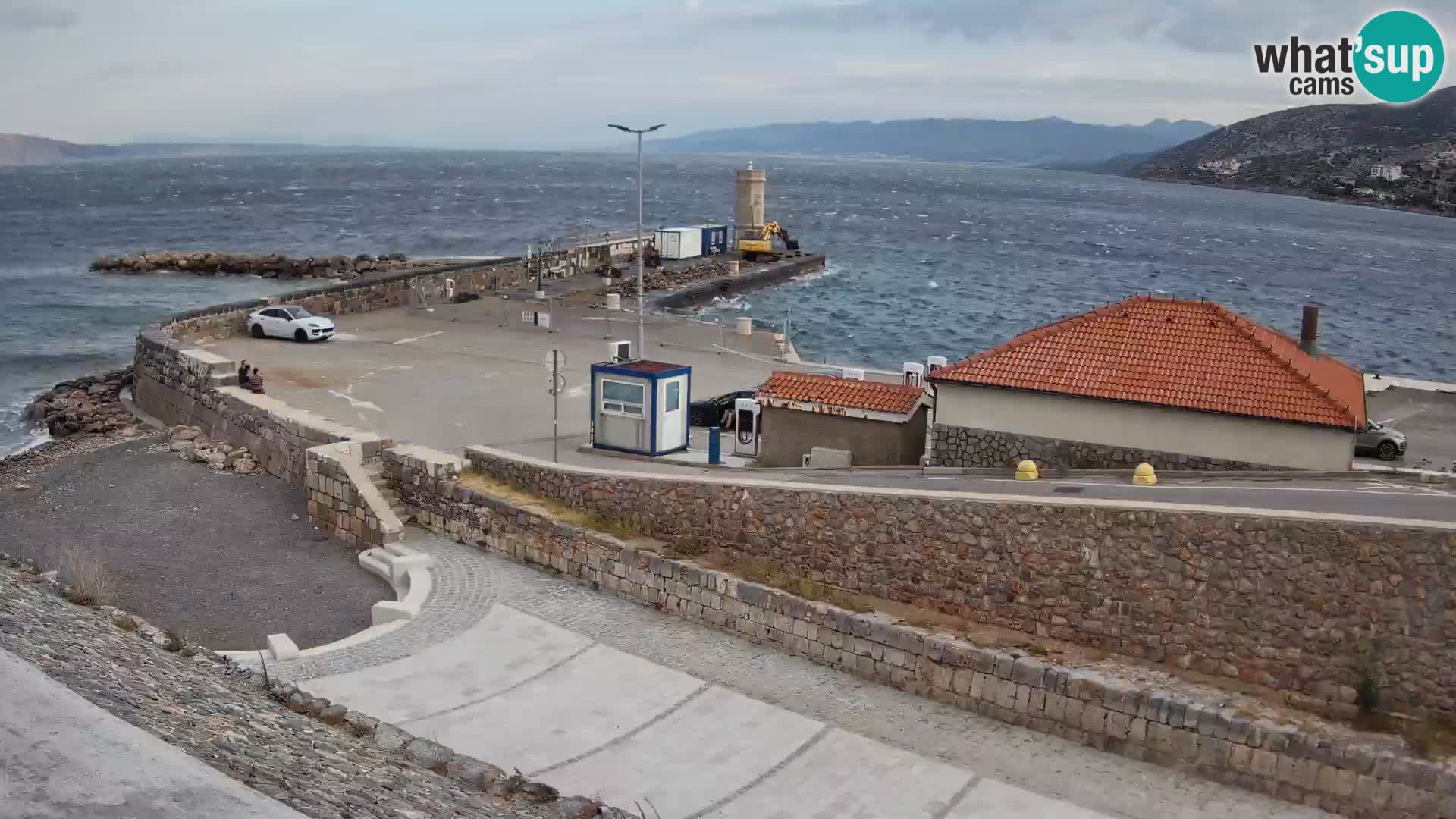 Webcam Porto di Segna – Frangiflutti e Faro in diretta
