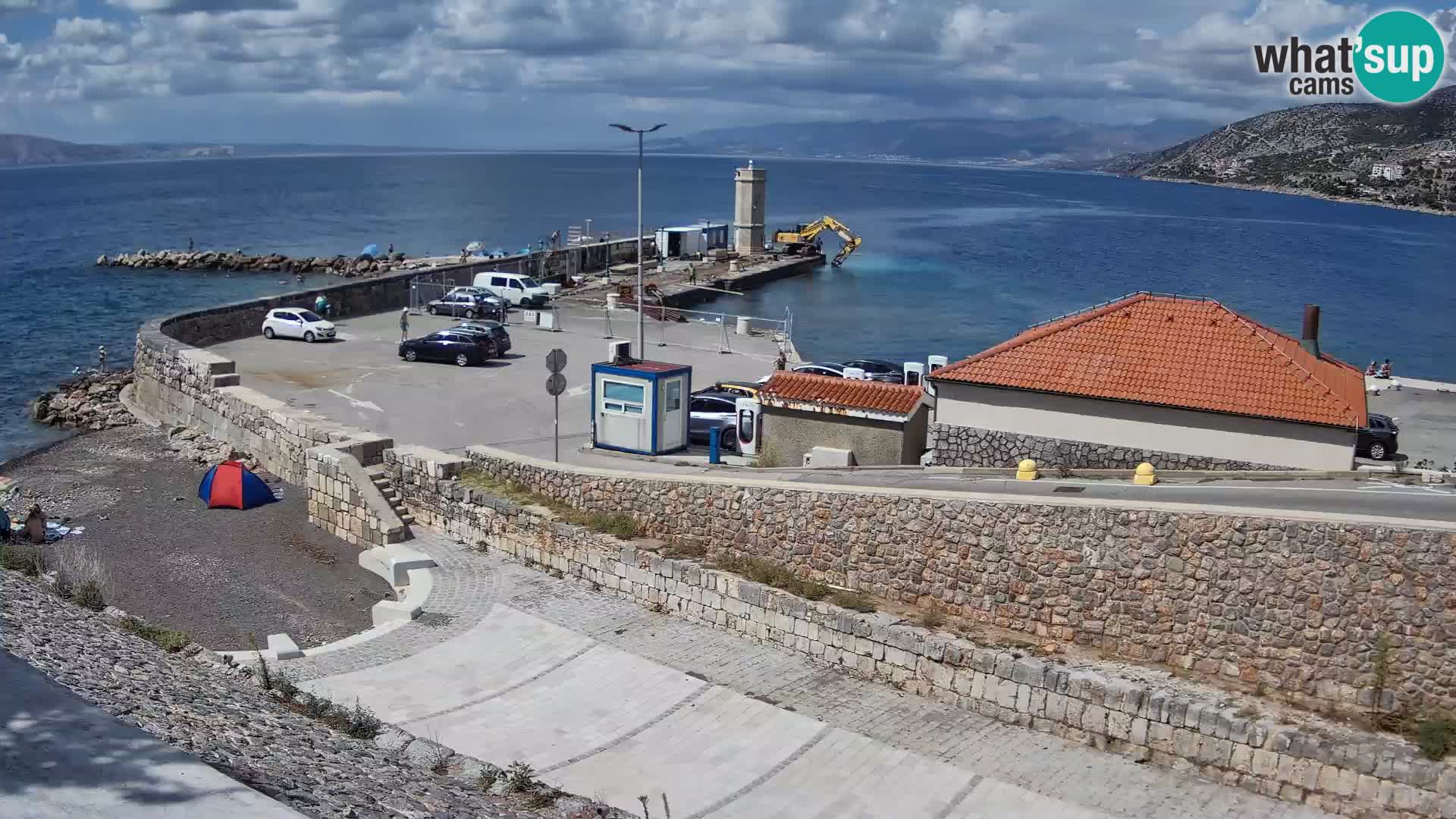 Webcam port de Senj – Vue sur la jetée et le phare
