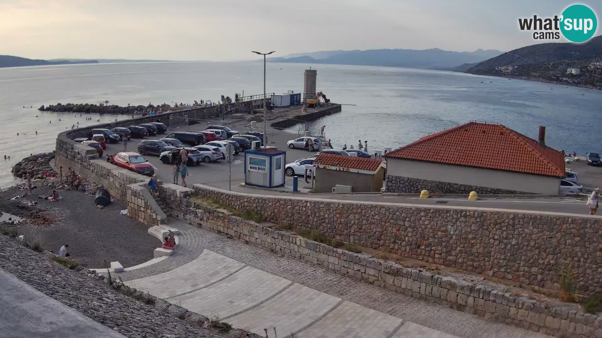 Webcam puerto de Senj – Rompeolas y faro en directo