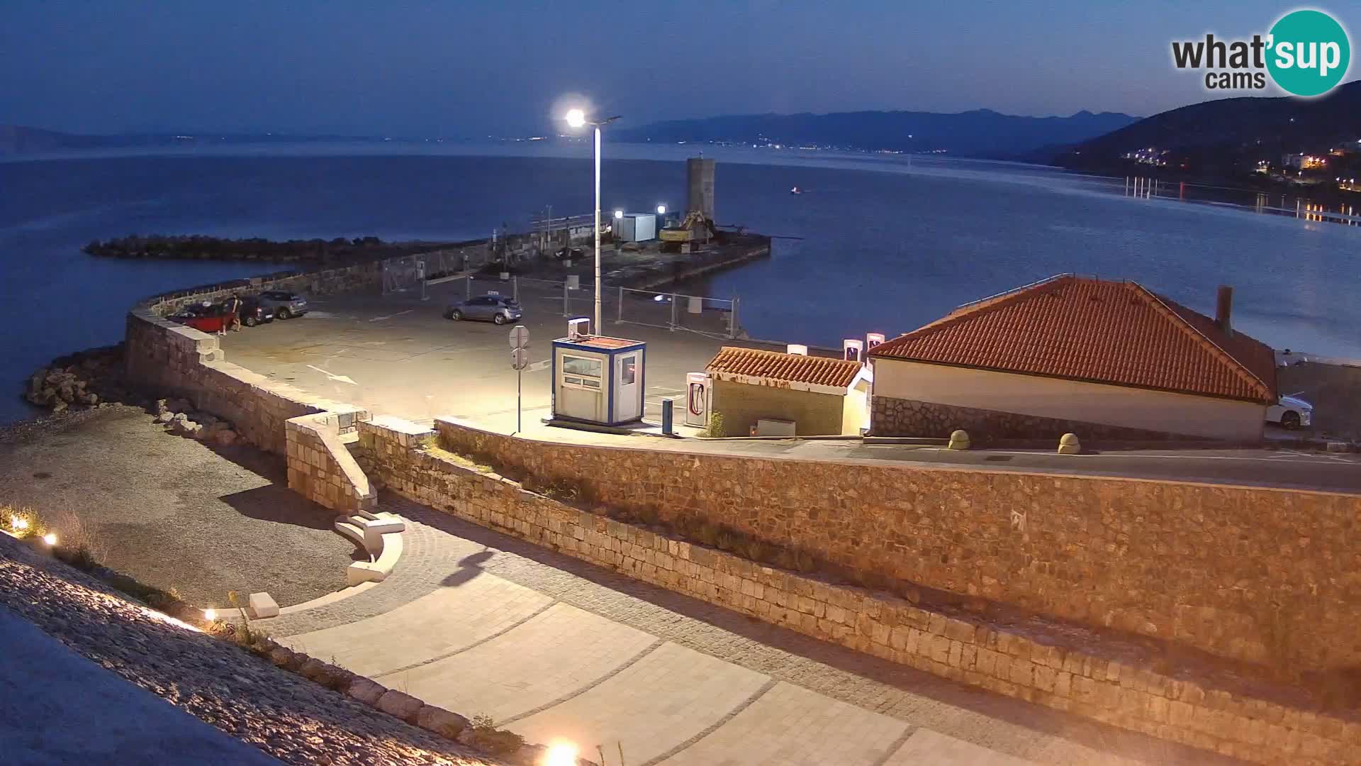 Webcam puerto de Senj – Rompeolas y faro en directo