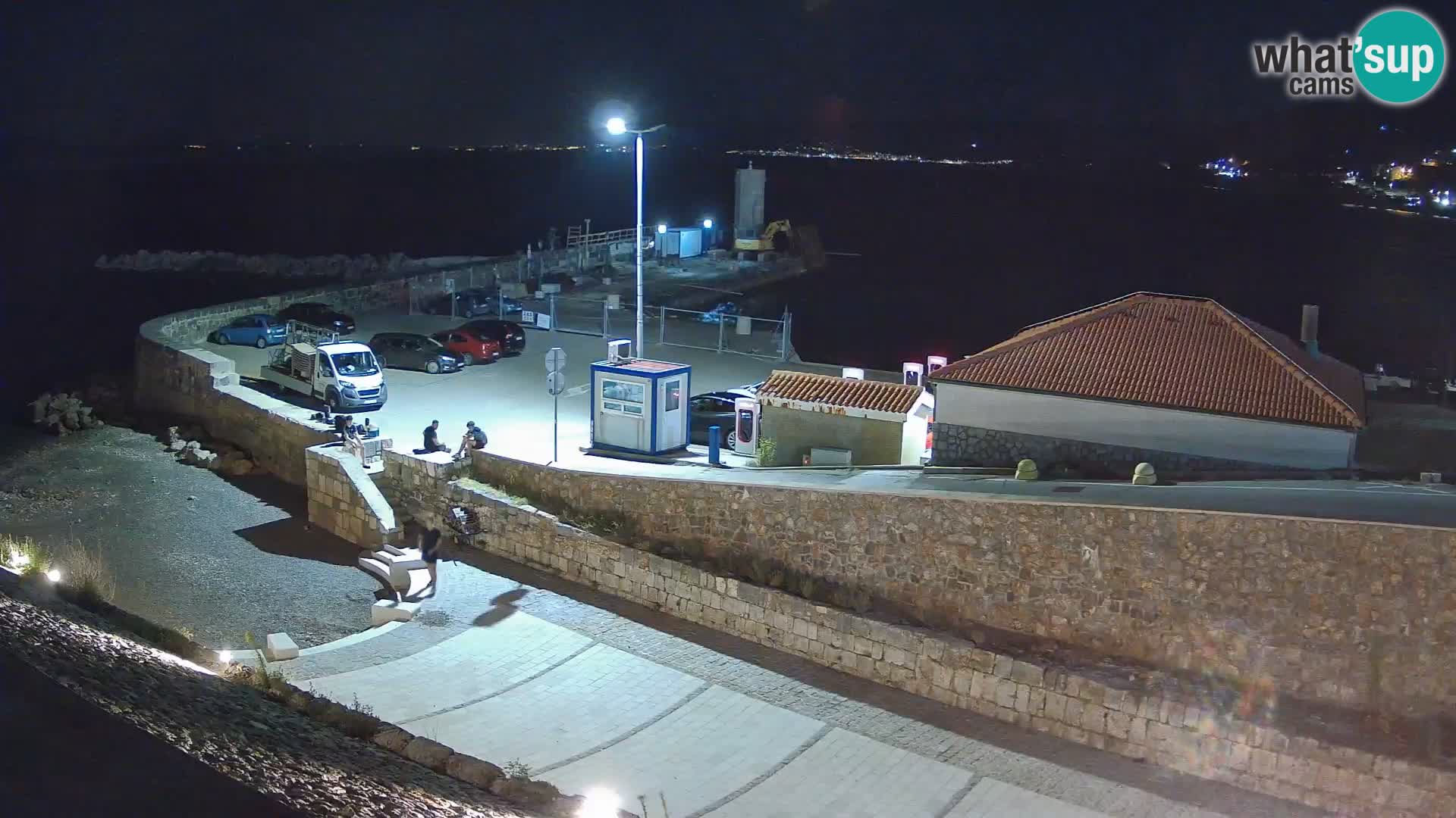 Senj Hafen Webcam – Wellenbrecher & Leuchtturm Liveblick