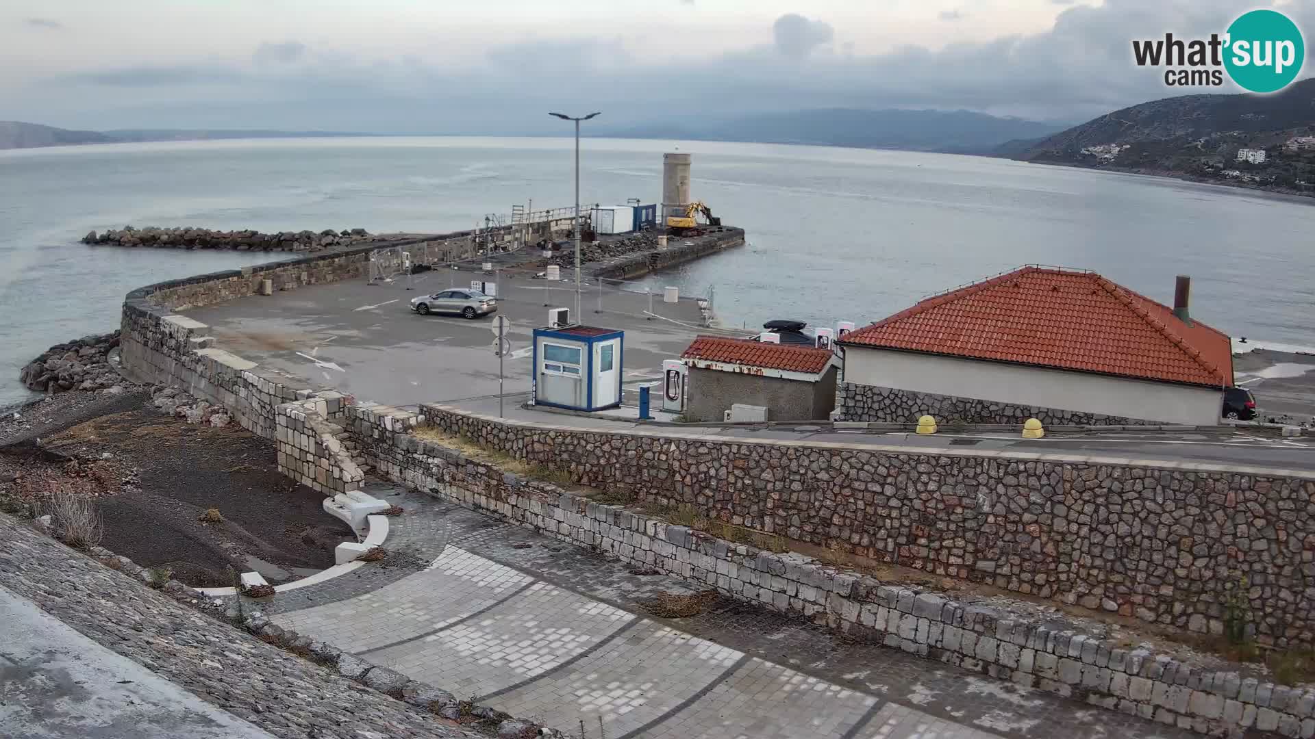 Webcam Porto di Segna – Frangiflutti e Faro in diretta