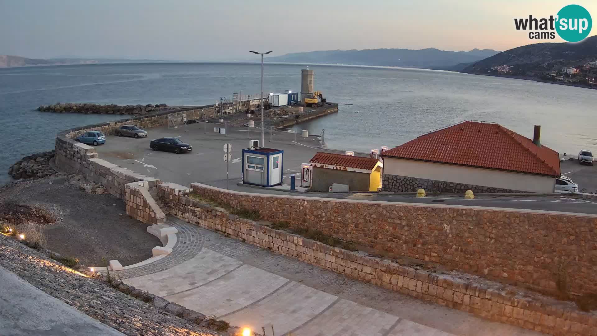 Webcam Porto di Segna – Frangiflutti e Faro in diretta