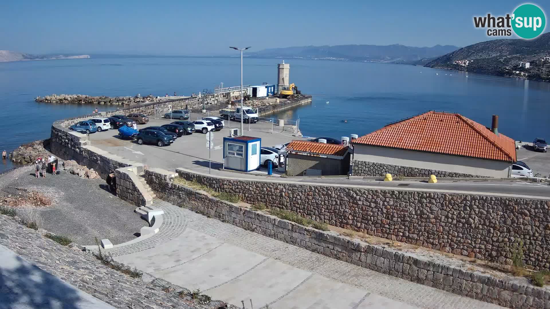 Webcam port de Senj – Vue sur la jetée et le phare