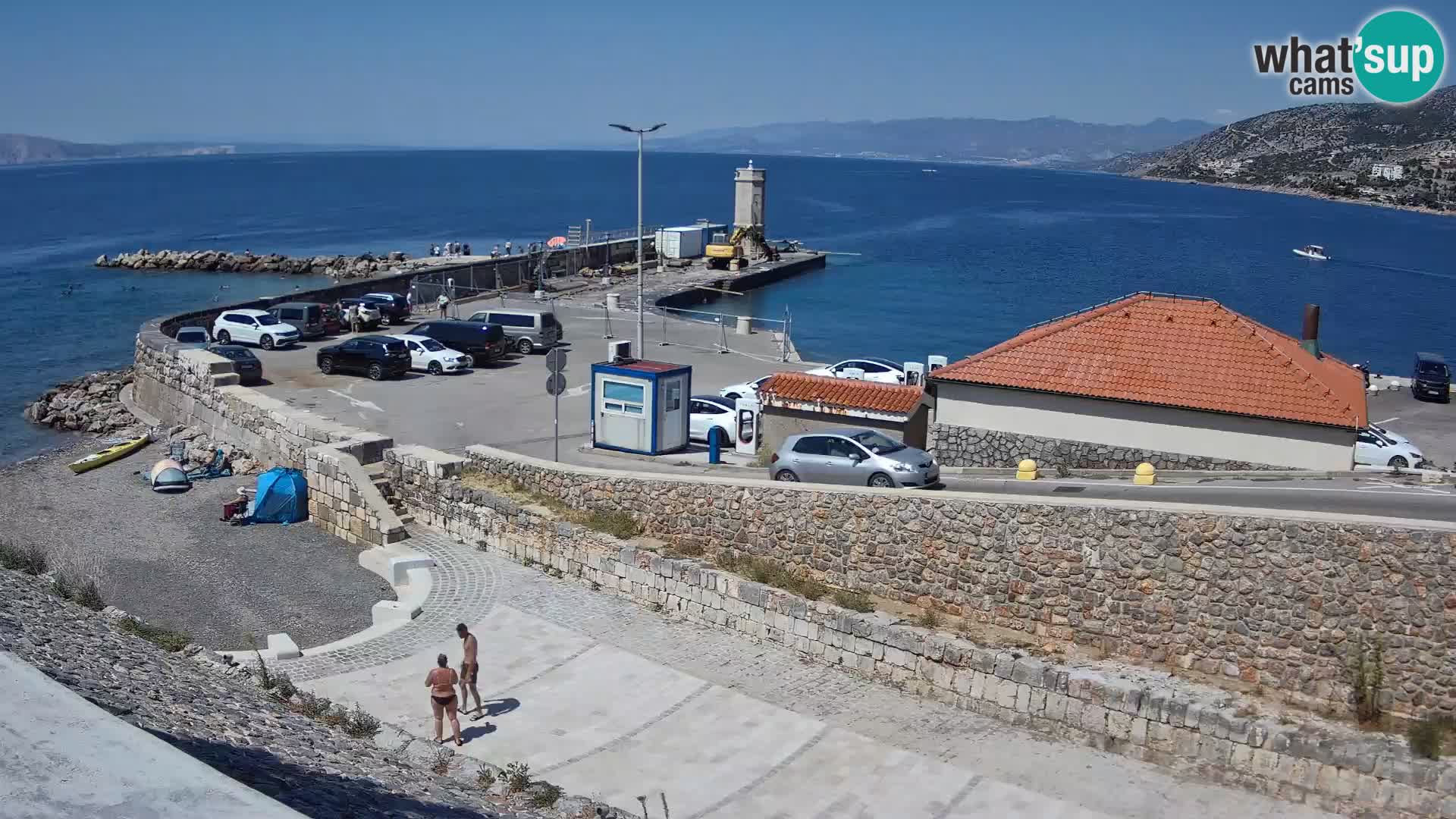 Webcam port de Senj – Vue sur la jetée et le phare