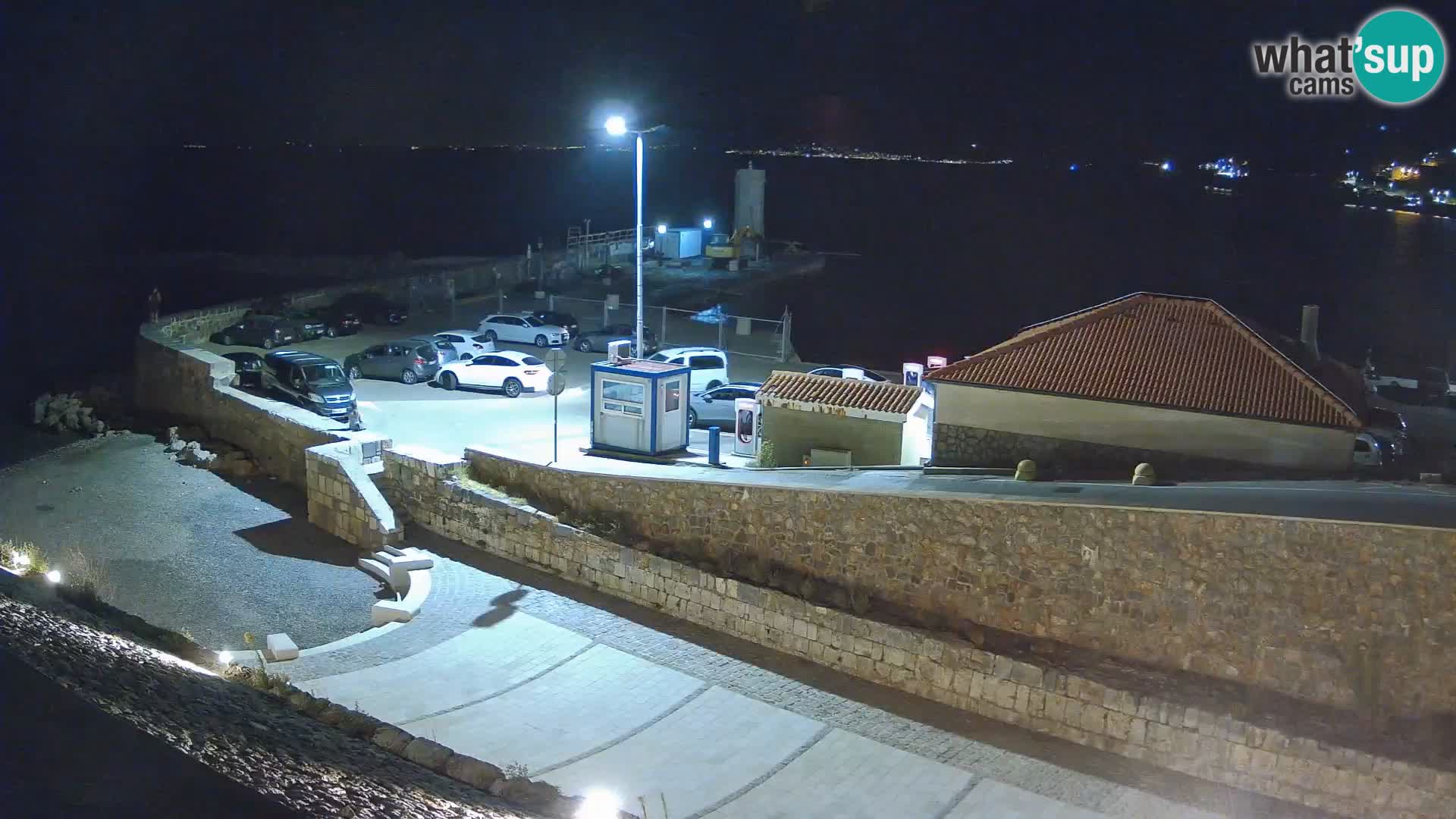 Senj Hafen Webcam – Wellenbrecher & Leuchtturm Liveblick