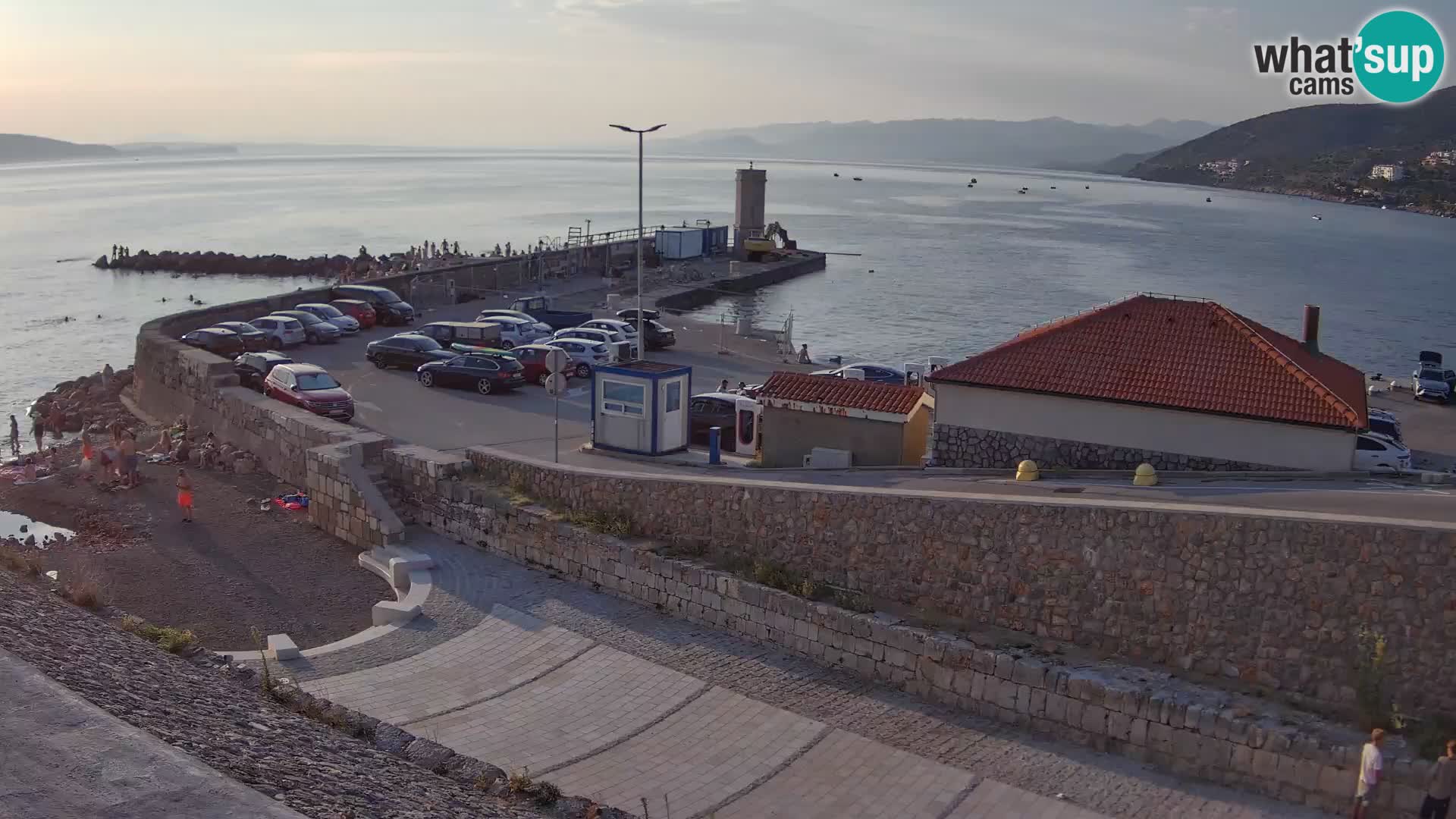 Webcam Porto di Segna – Frangiflutti e Faro in diretta