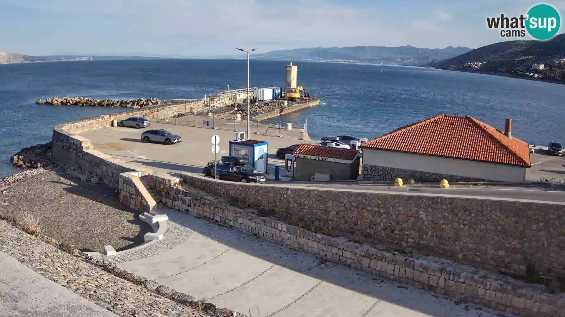 Web kamera Senj luka – Lukobran i svjetionik uživo