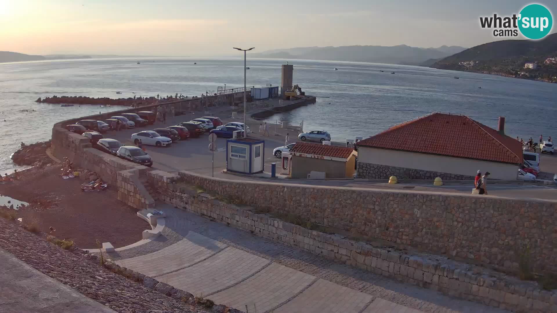 Senj Harbour Webcam – Breakwater & Lighthouse Live View