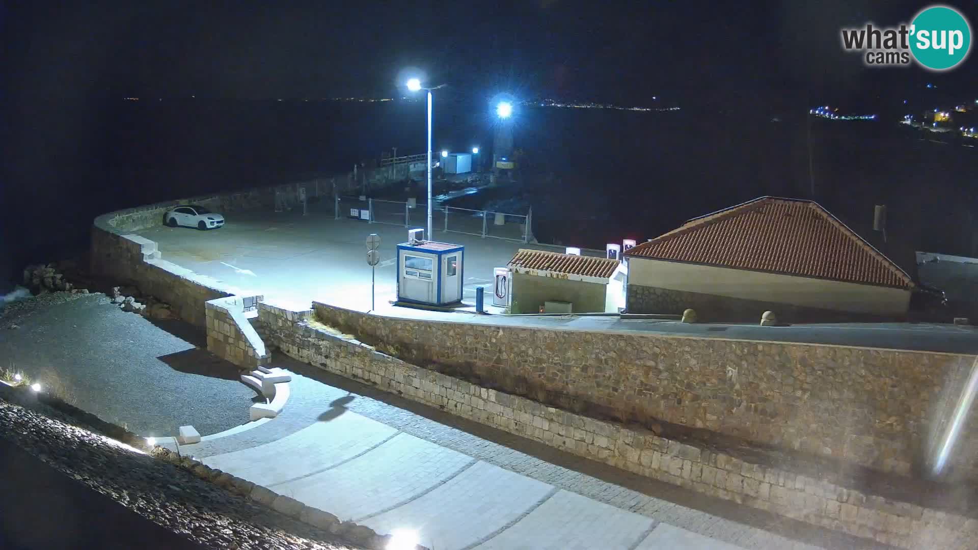 Webcam puerto de Senj – Rompeolas y faro en directo