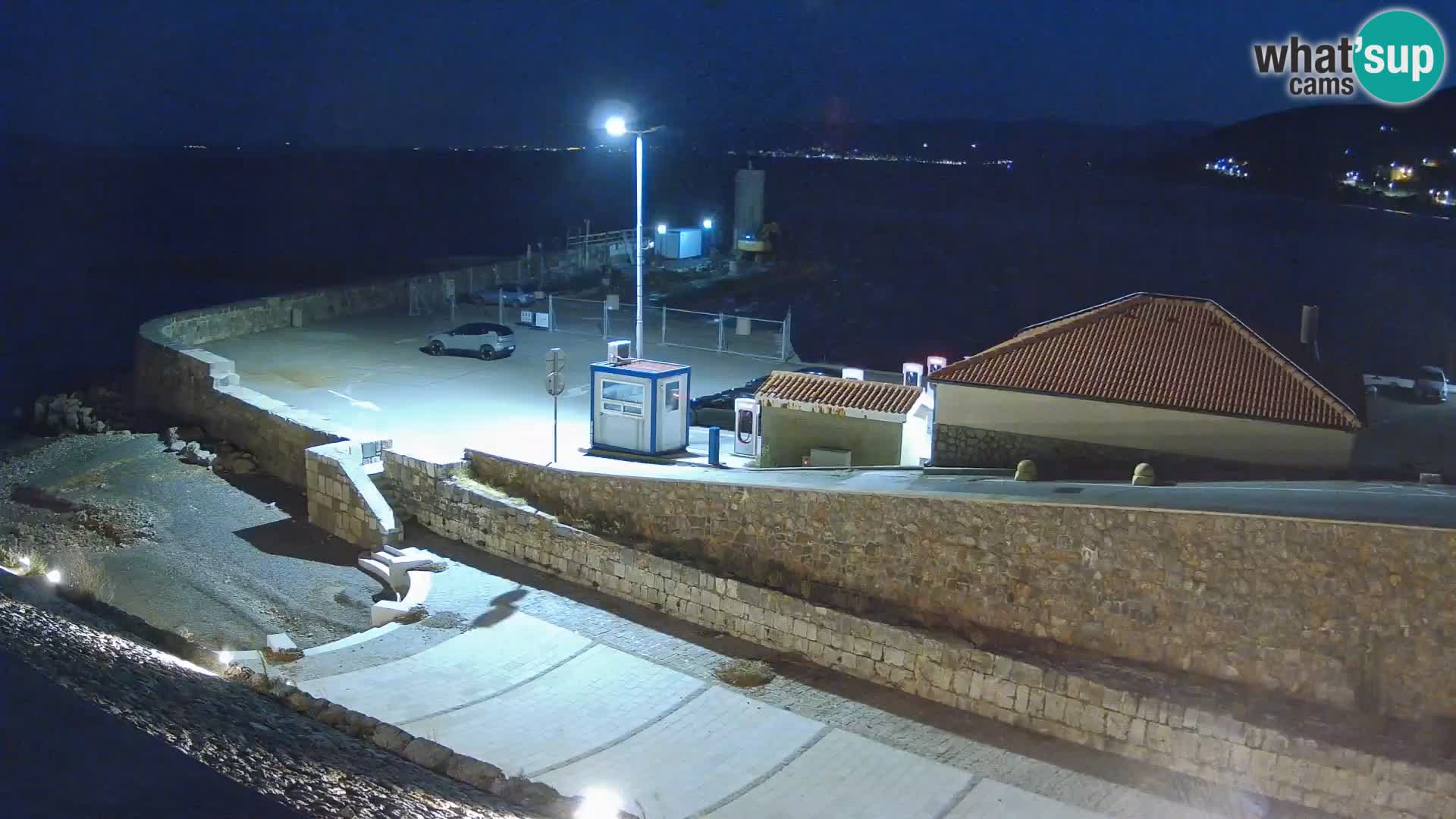 Senj Hafen Webcam – Wellenbrecher & Leuchtturm Liveblick