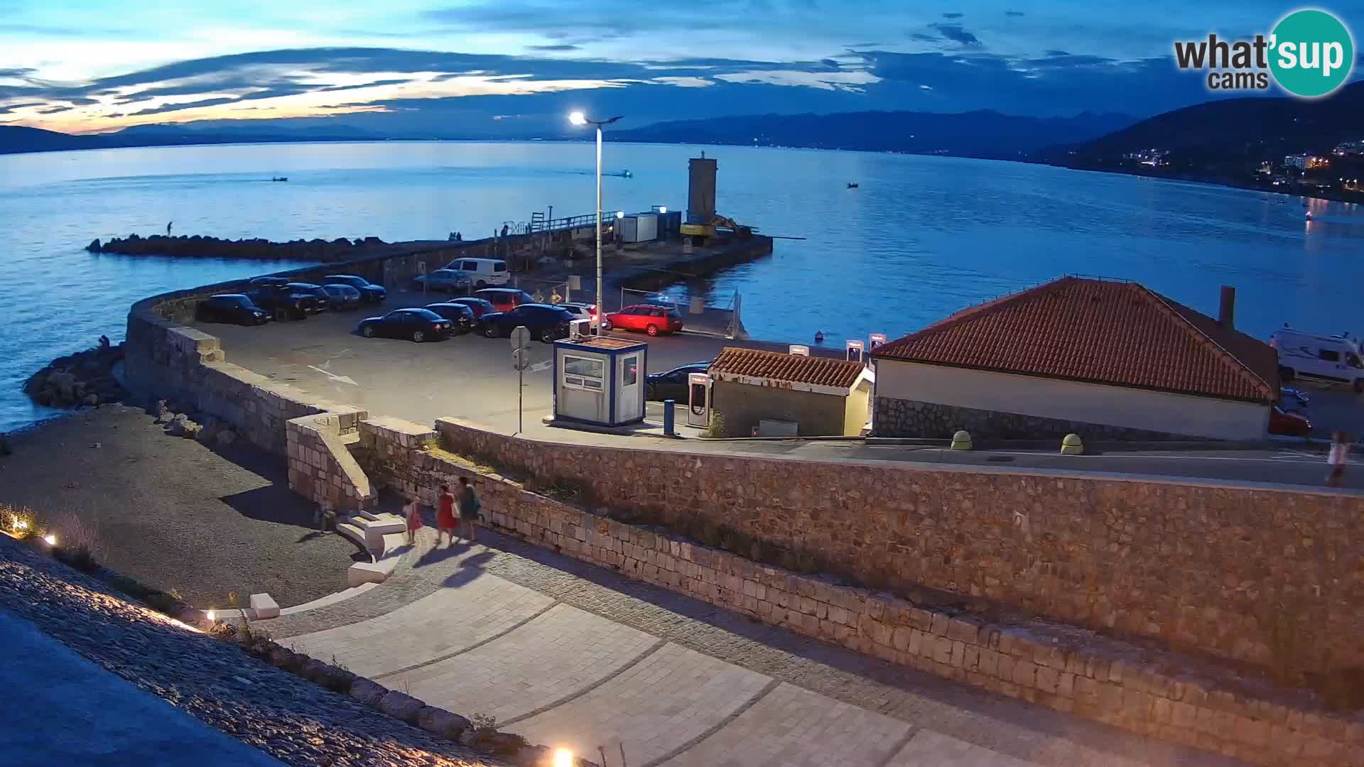 Web kamera Senj luka – Lukobran i svjetionik uživo