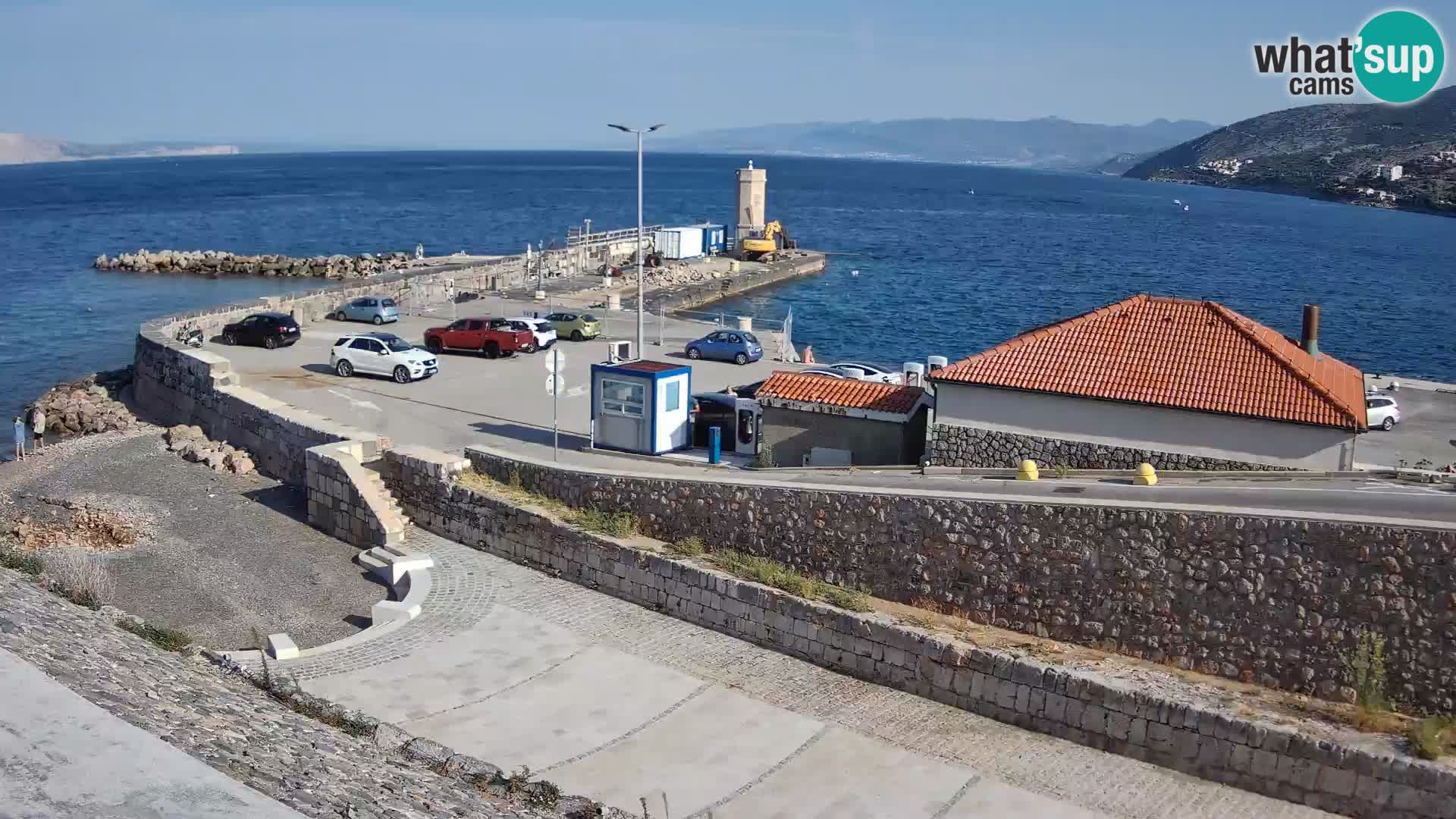Senj Hafen Webcam – Wellenbrecher & Leuchtturm Liveblick