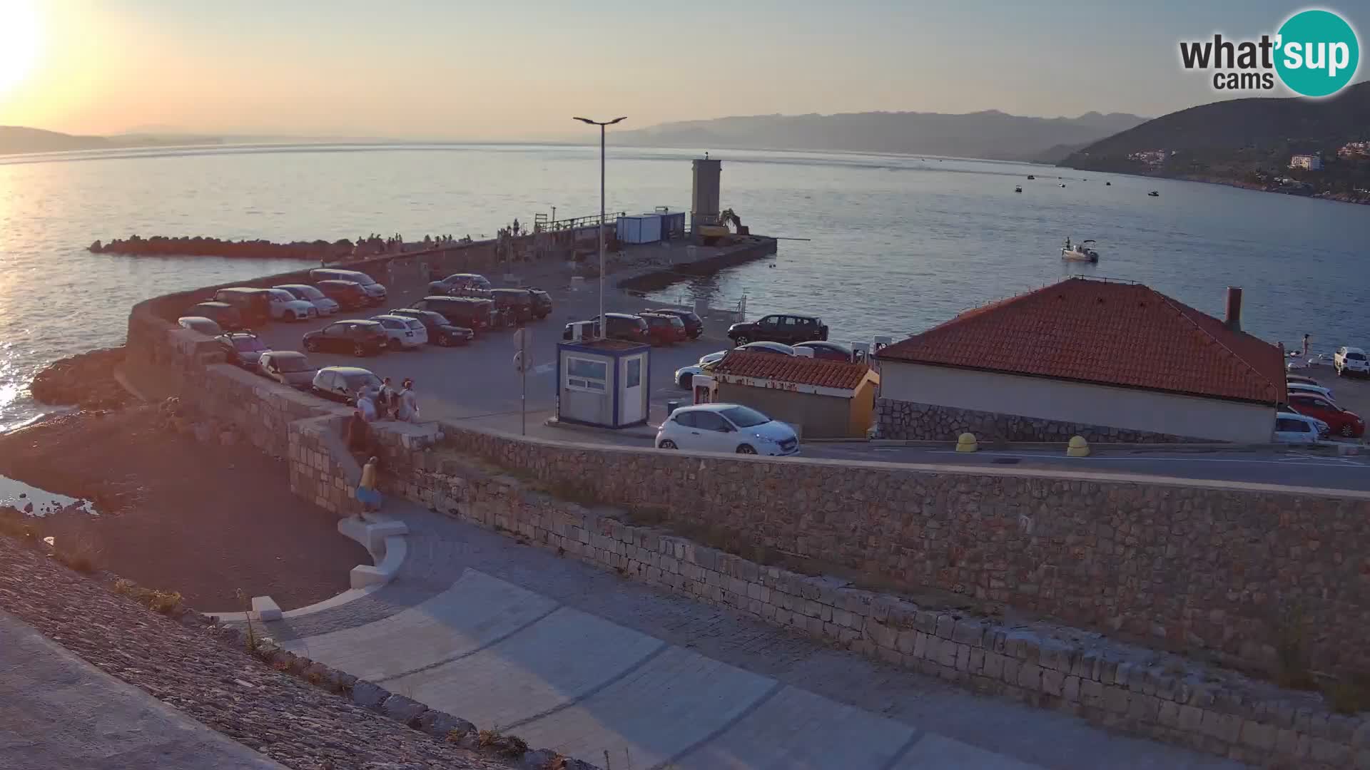 Webcam puerto de Senj – Rompeolas y faro en directo
