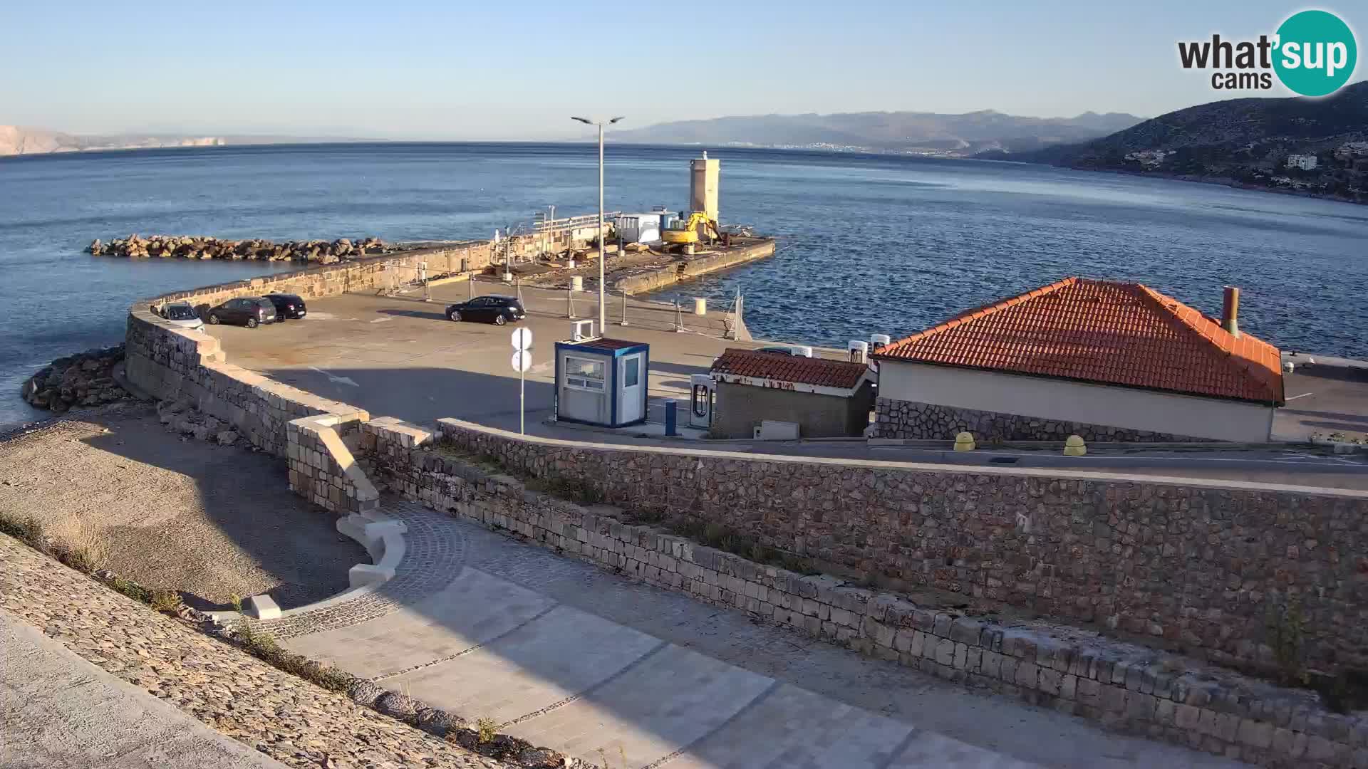 Web kamera Senj luka – Lukobran i svjetionik uživo