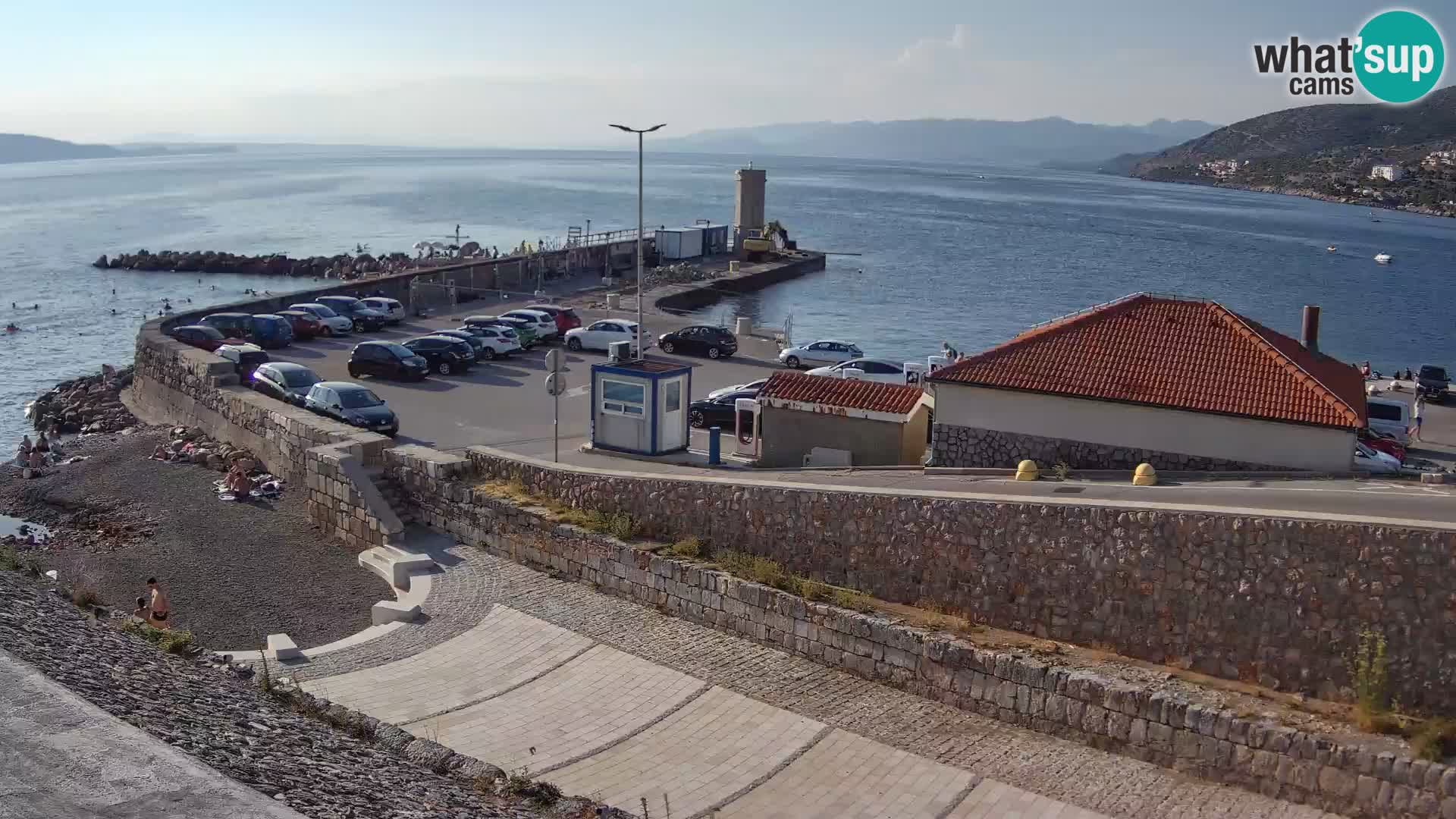 Webcam port de Senj – Vue sur la jetée et le phare
