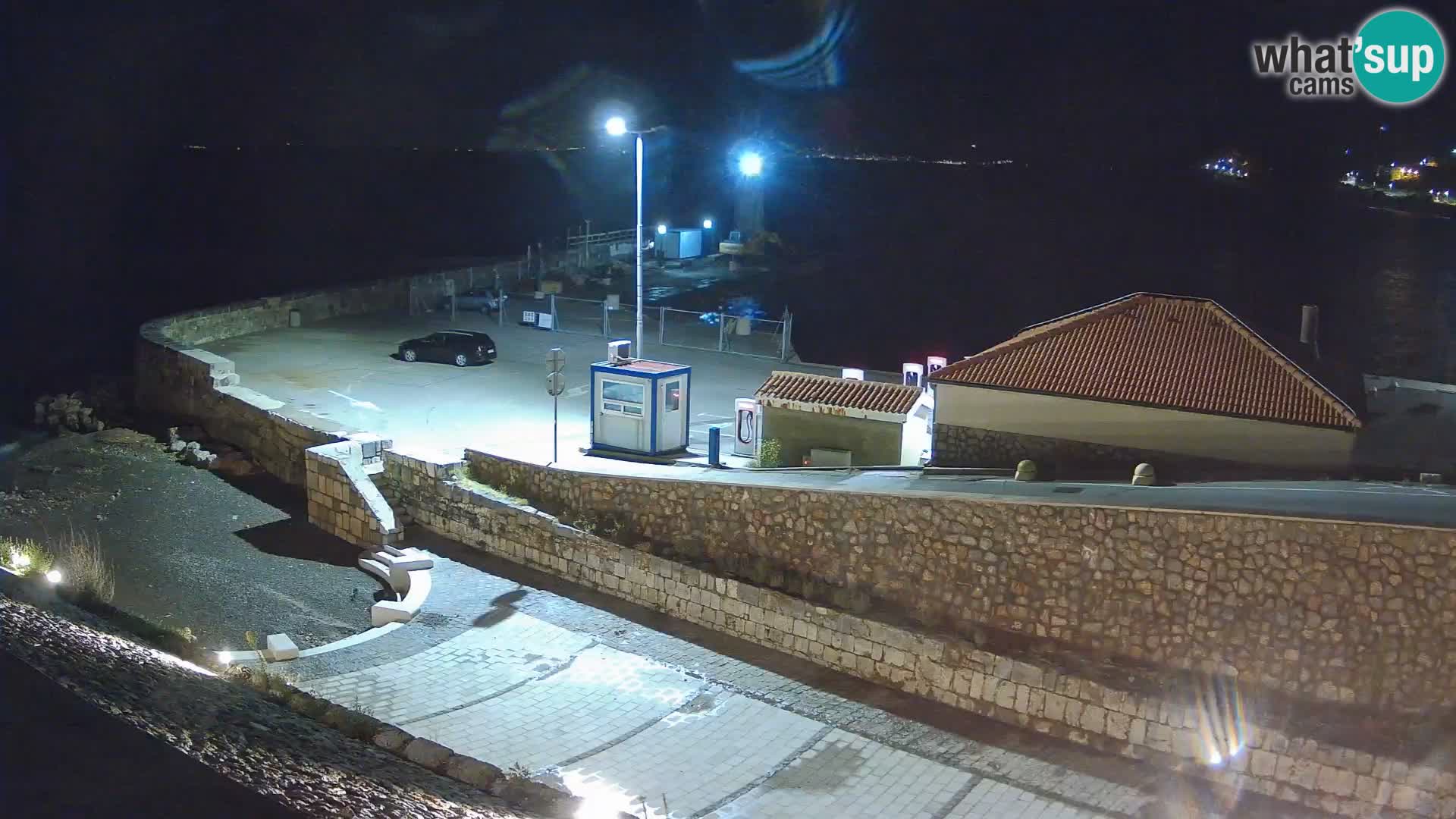 Senj Hafen Webcam – Wellenbrecher & Leuchtturm Liveblick