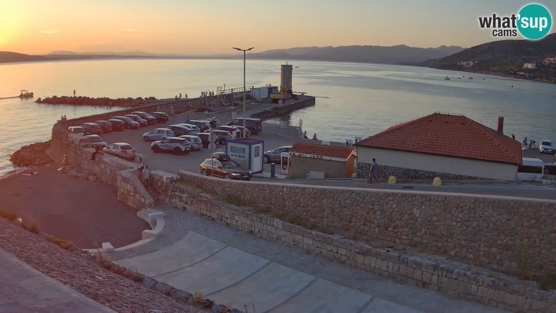 Webcam puerto de Senj – Rompeolas y faro en directo