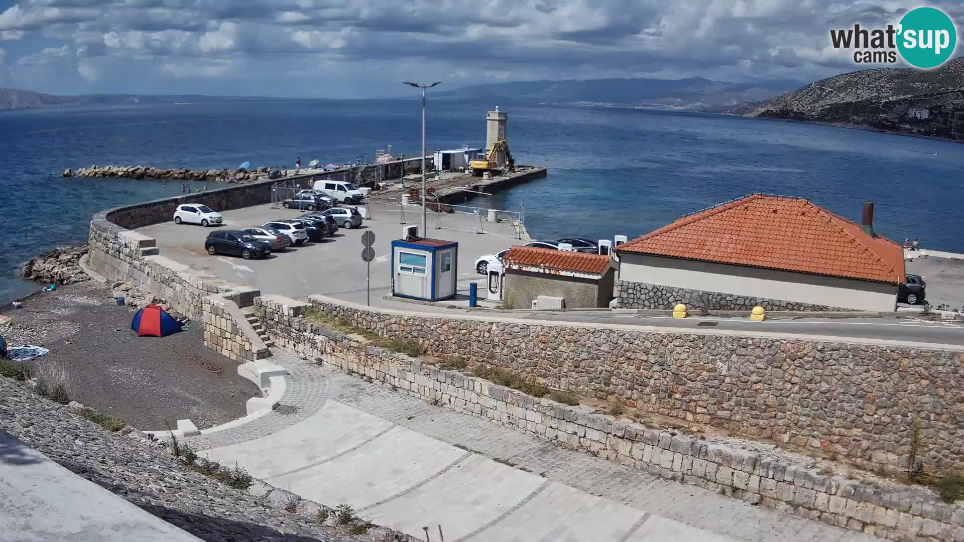 Senj Hafen Webcam – Wellenbrecher & Leuchtturm Liveblick