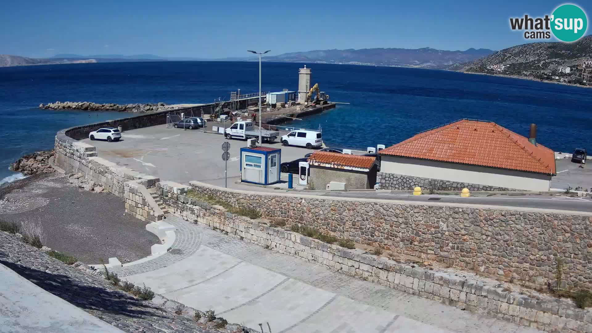 Webcam Porto di Segna – Frangiflutti e Faro in diretta