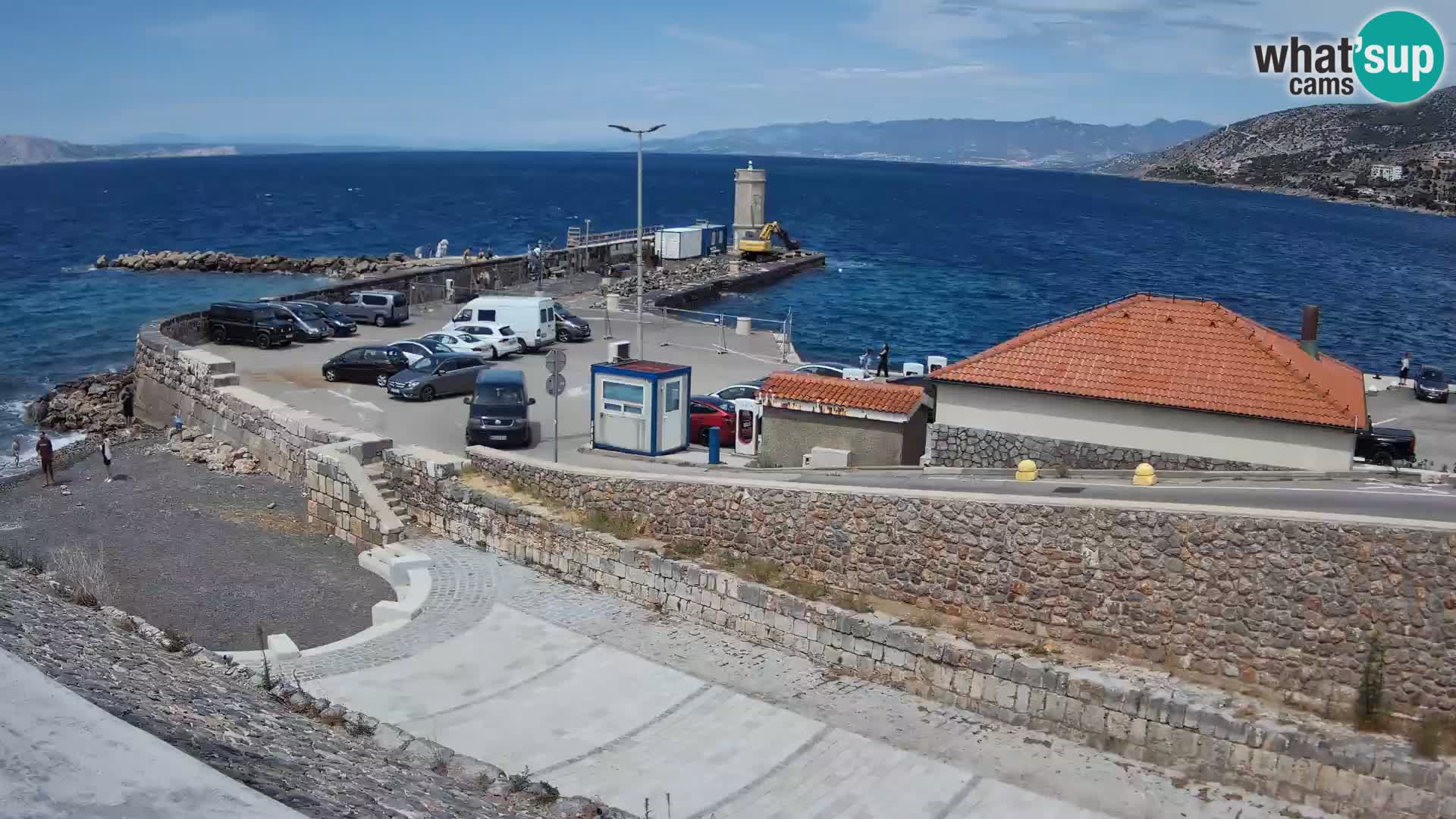 Senj Hafen Webcam – Wellenbrecher & Leuchtturm Liveblick
