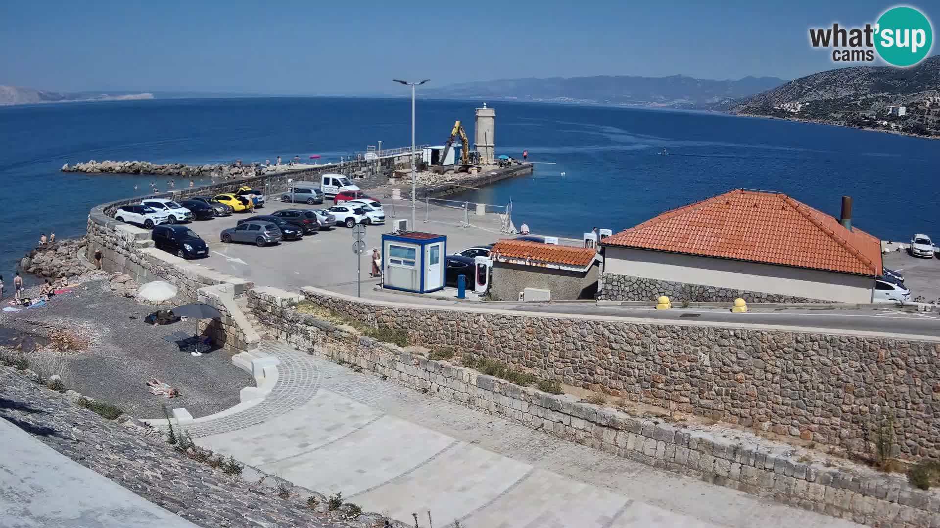 Webcam port de Senj – Vue sur la jetée et le phare