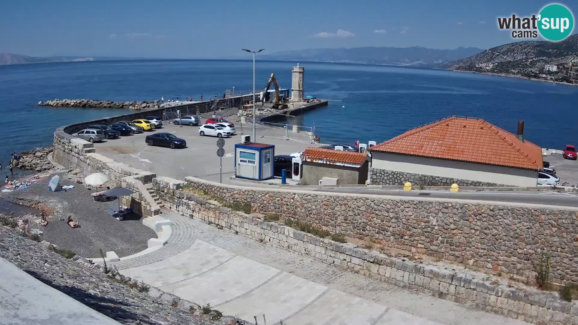 Webcam port de Senj – Vue sur la jetée et le phare