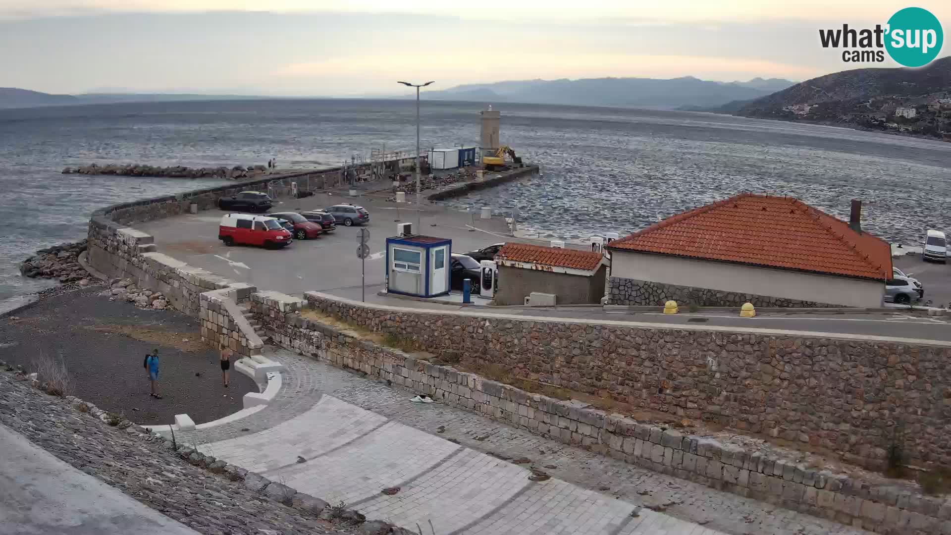 Webcam Porto di Segna – Frangiflutti e Faro in diretta