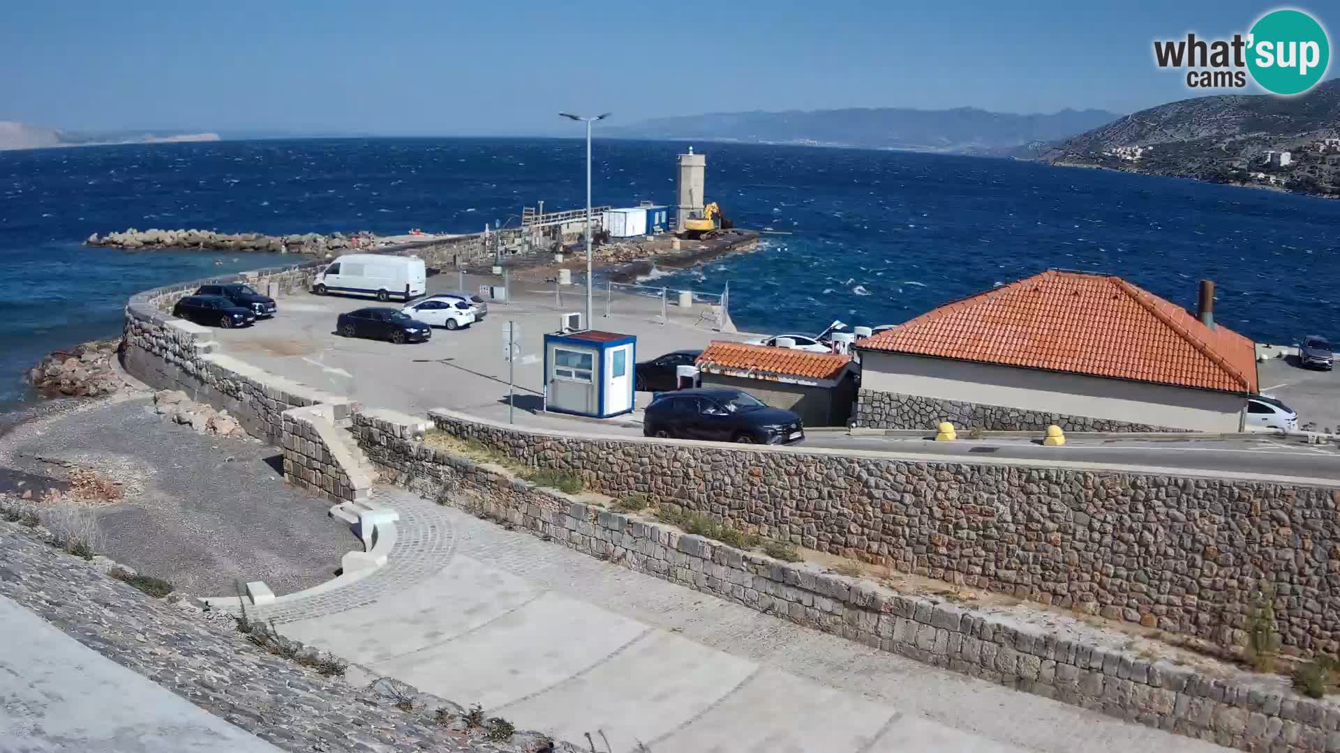 Web kamera Senj luka – Lukobran i svjetionik uživo