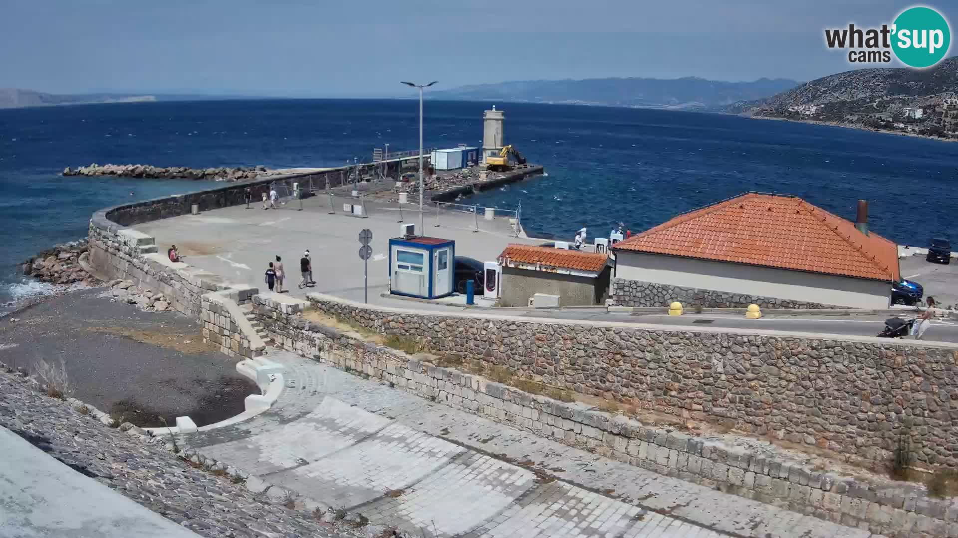 Webcam port de Senj – Vue sur la jetée et le phare