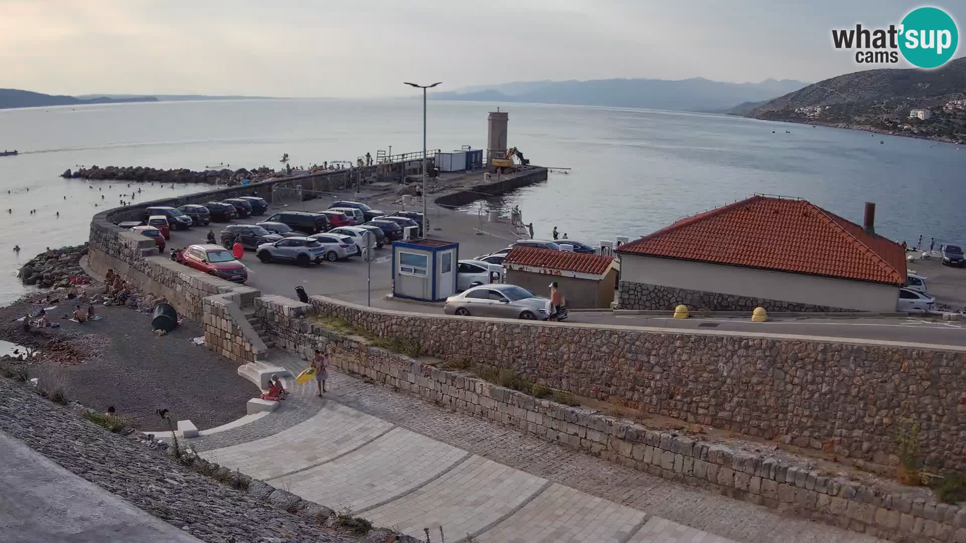 Webcam puerto de Senj – Rompeolas y faro en directo