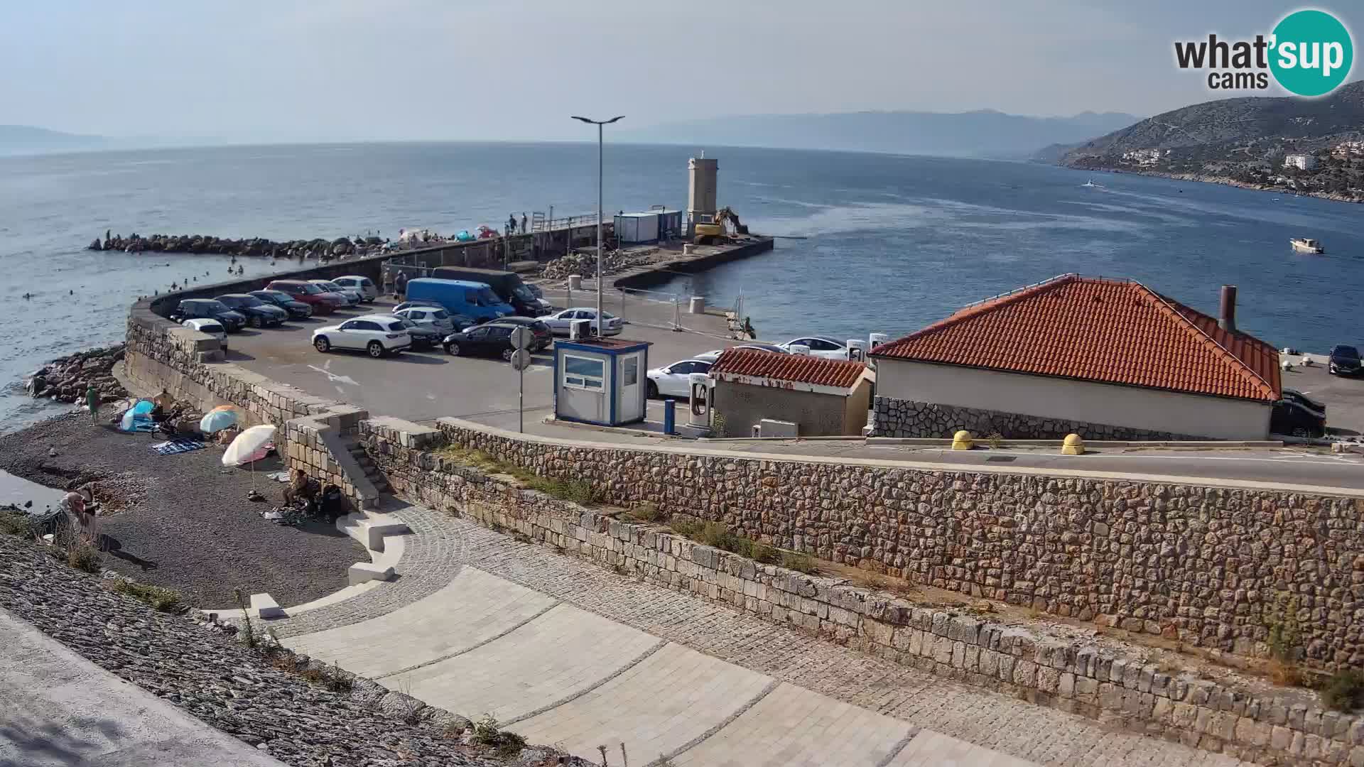 Webcam port de Senj – Vue sur la jetée et le phare