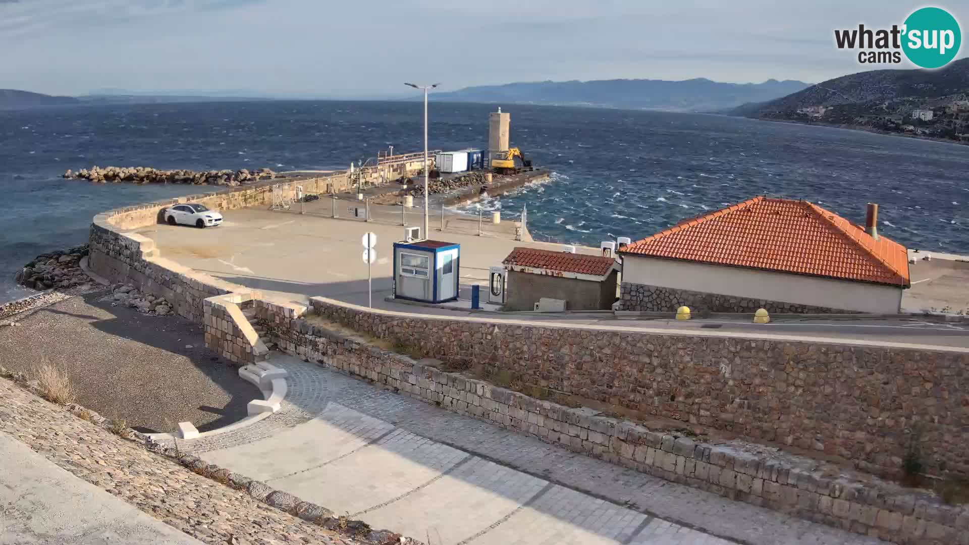 Webcam Porto di Segna – Frangiflutti e Faro in diretta