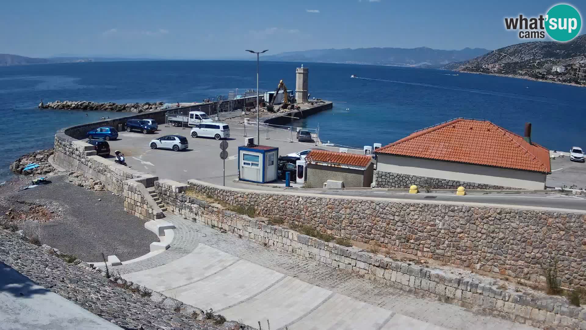 Web kamera Senj luka – Lukobran i svjetionik uživo