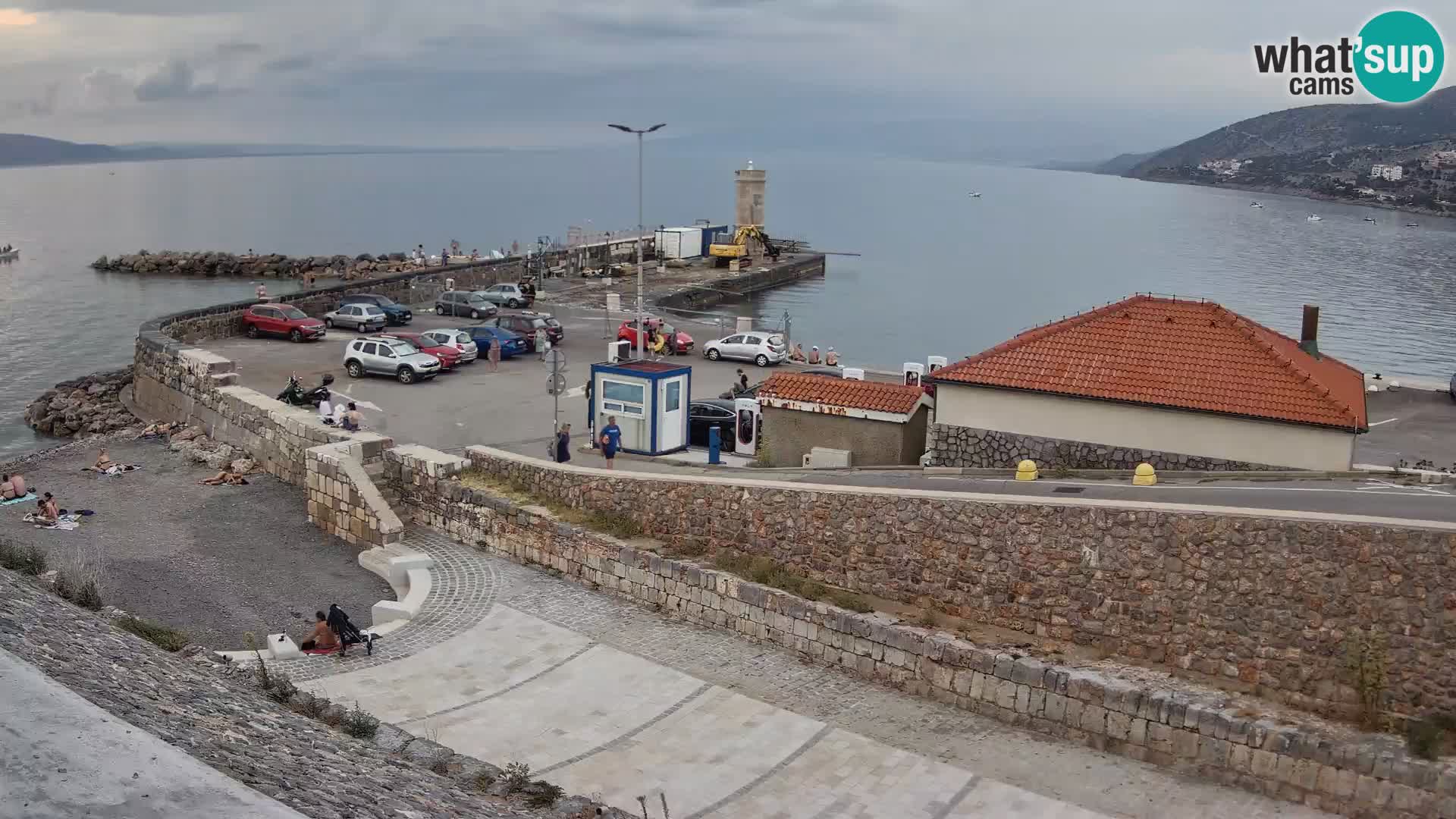 Webcam Porto di Segna – Frangiflutti e Faro in diretta