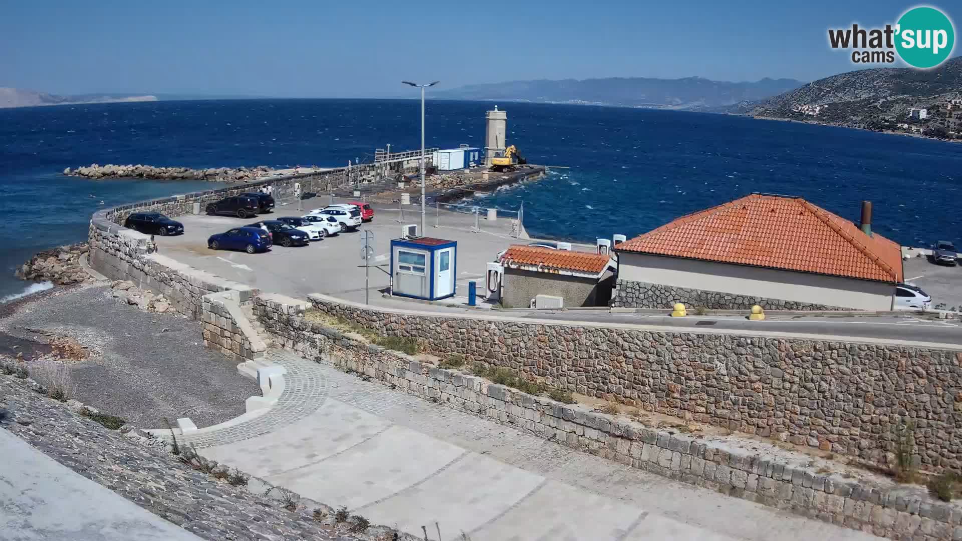 Web kamera Senj luka – Lukobran i svjetionik uživo