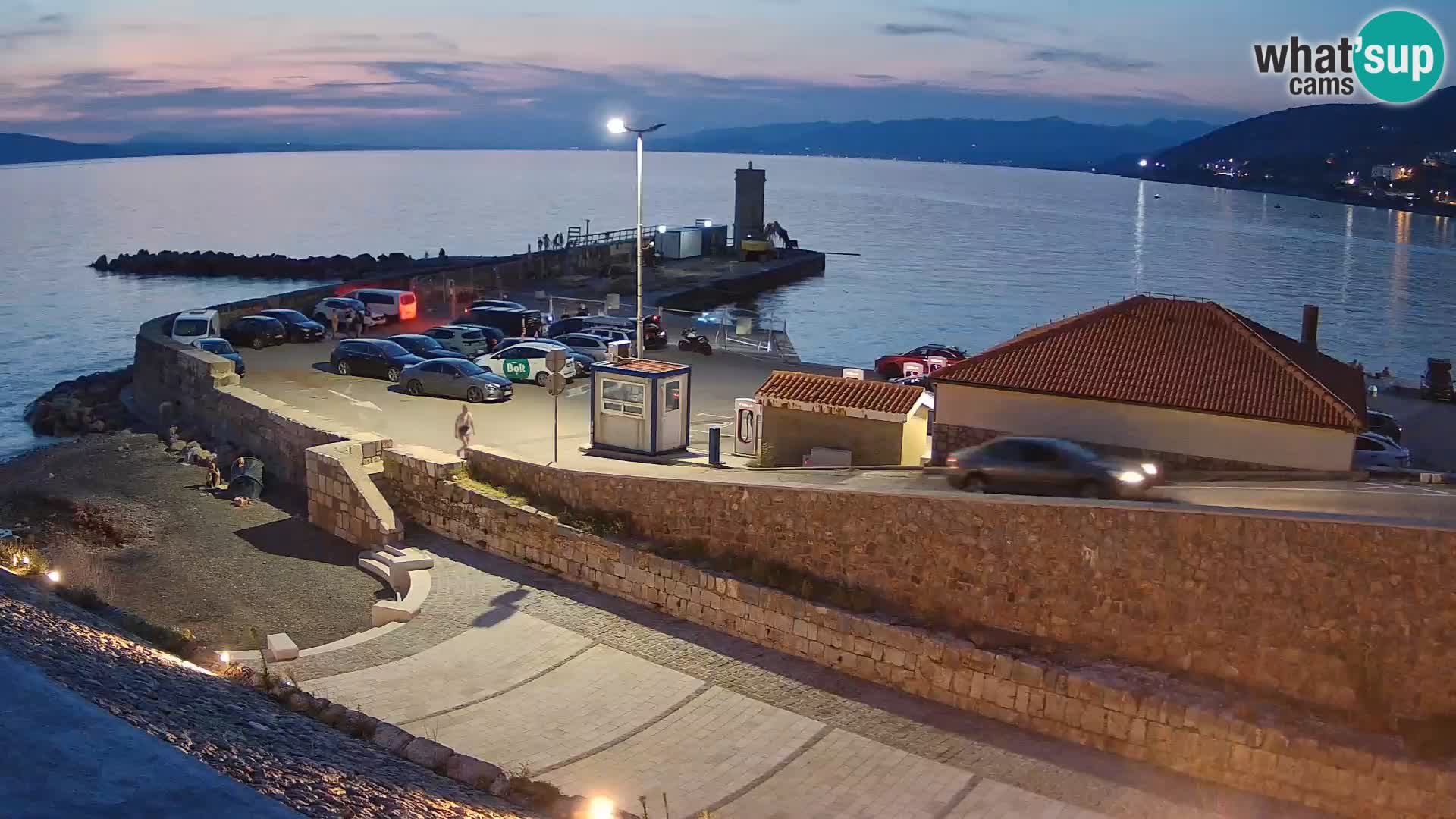 Webcam puerto de Senj – Rompeolas y faro en directo