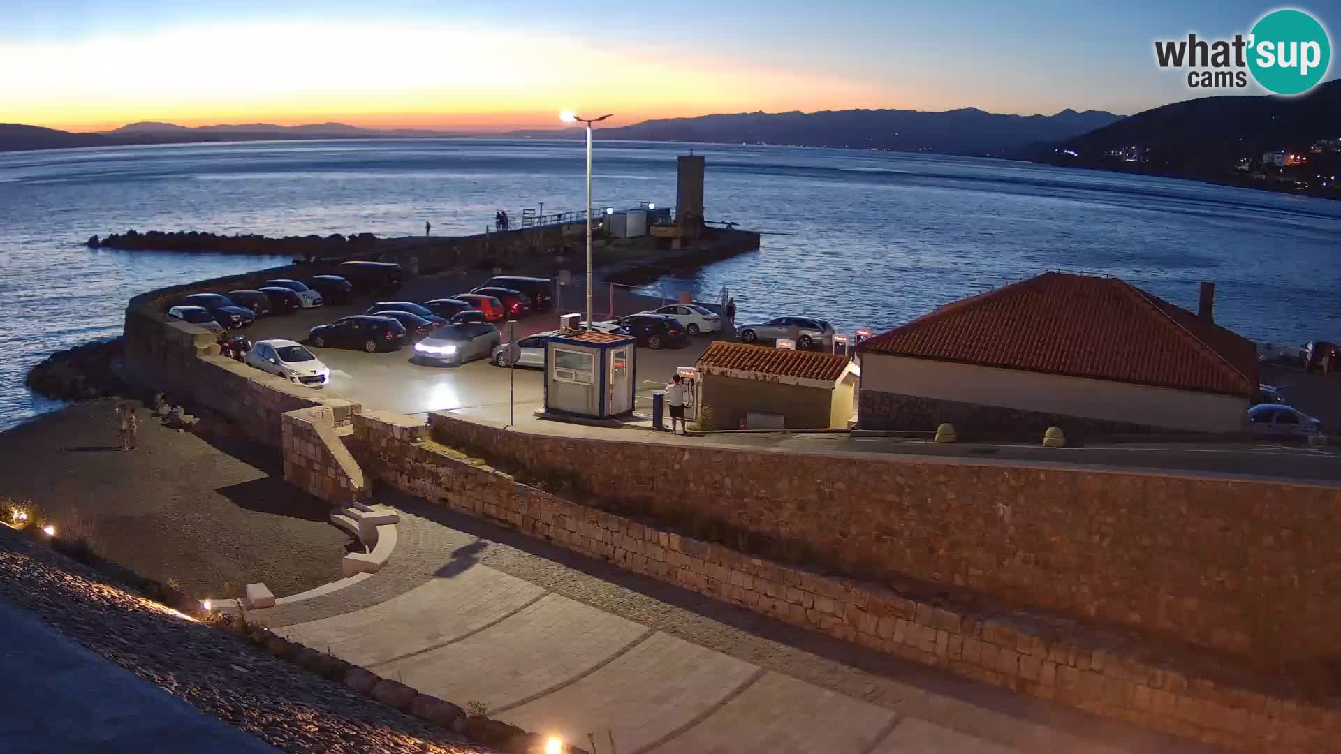 Senj Harbour Webcam – Breakwater & Lighthouse Live View