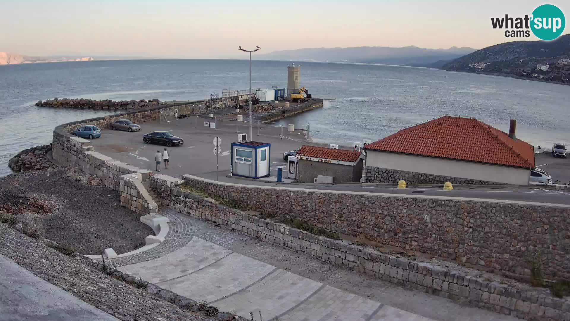 Senj Hafen Webcam – Wellenbrecher & Leuchtturm Liveblick