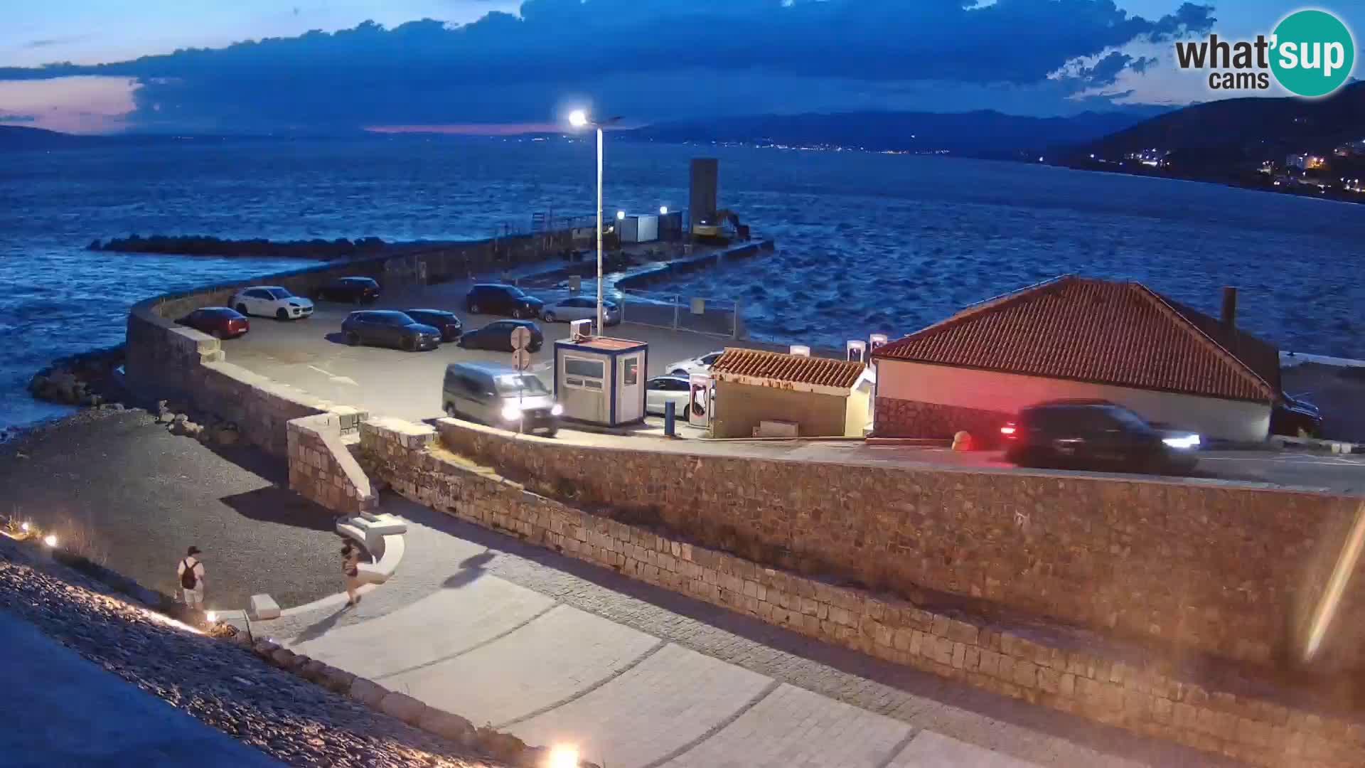 Web kamera Senj luka – Lukobran i svjetionik uživo