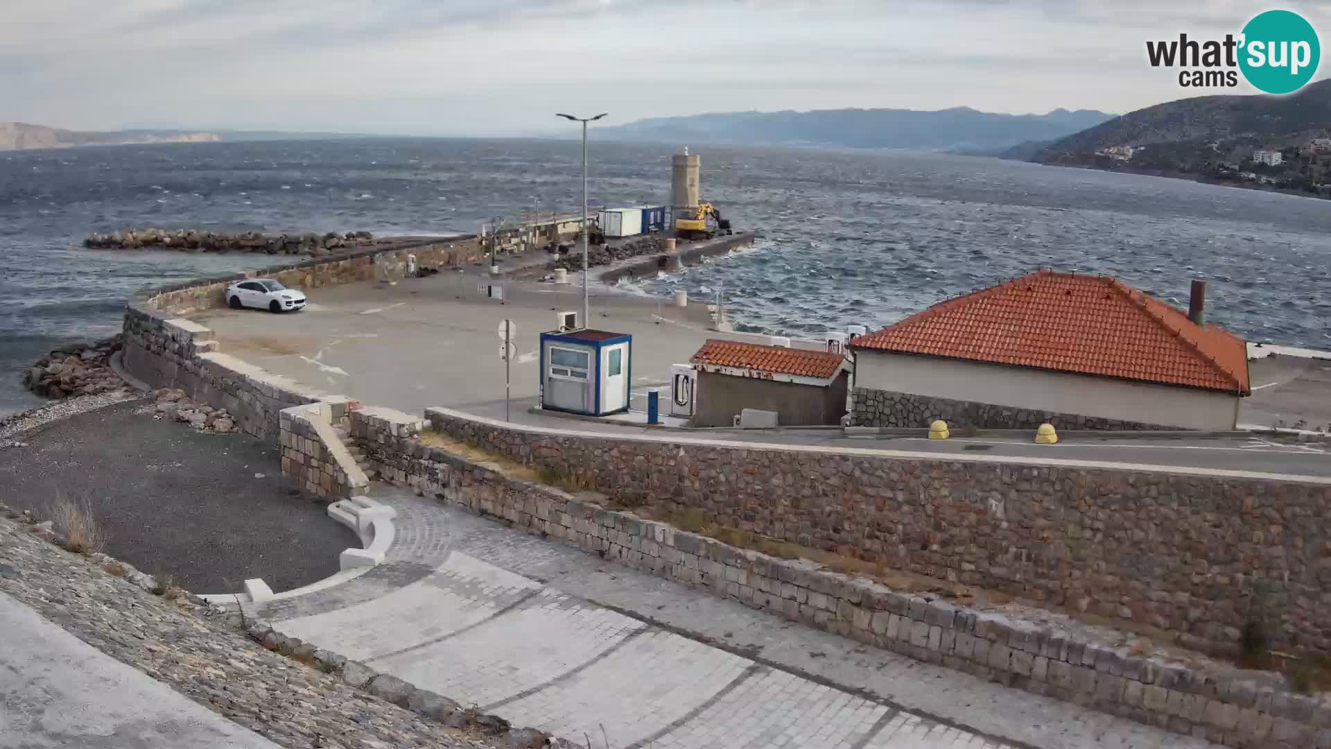 Webcam Porto di Segna – Frangiflutti e Faro in diretta