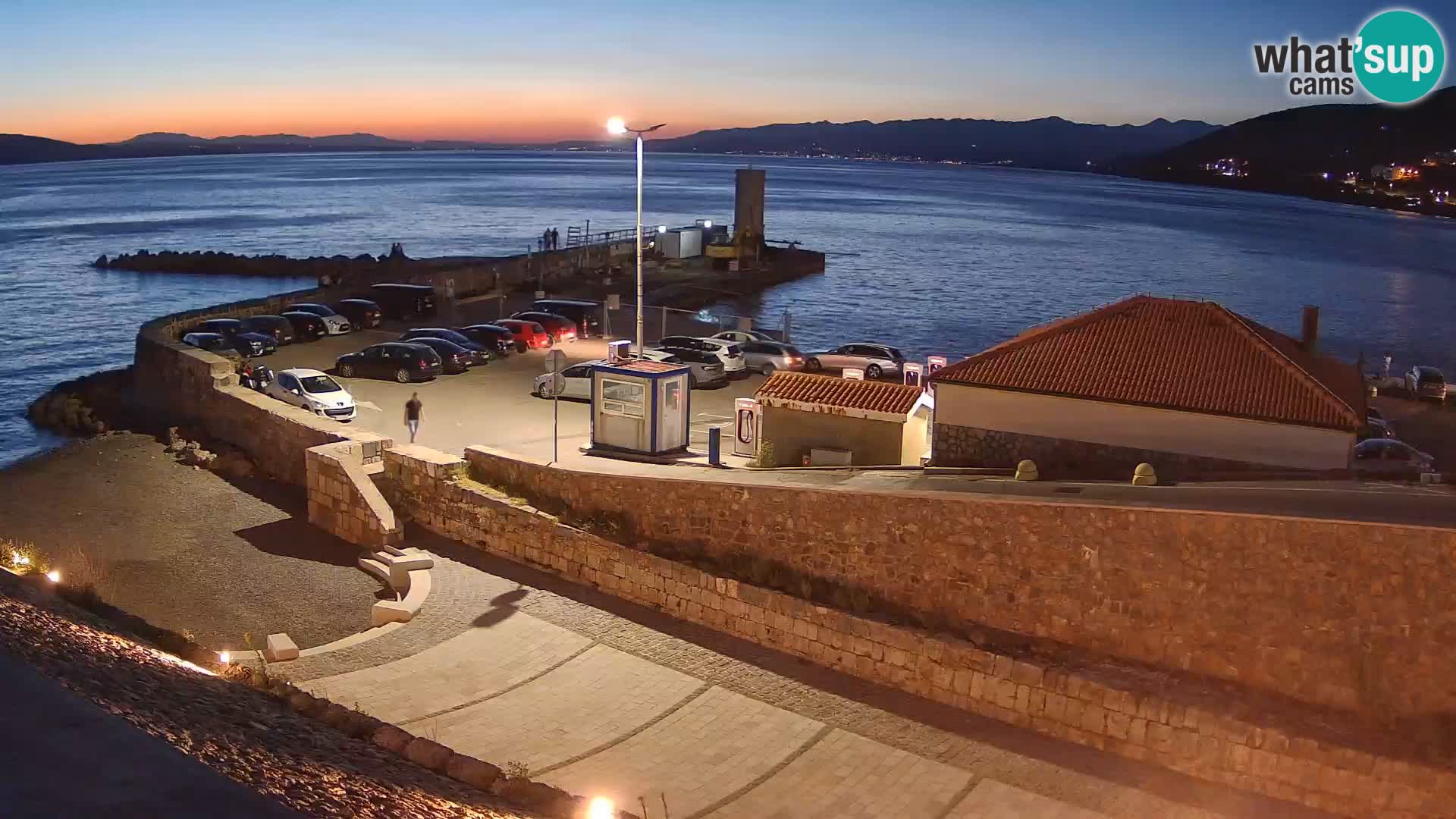 Senj Harbour Webcam – Breakwater & Lighthouse Live View