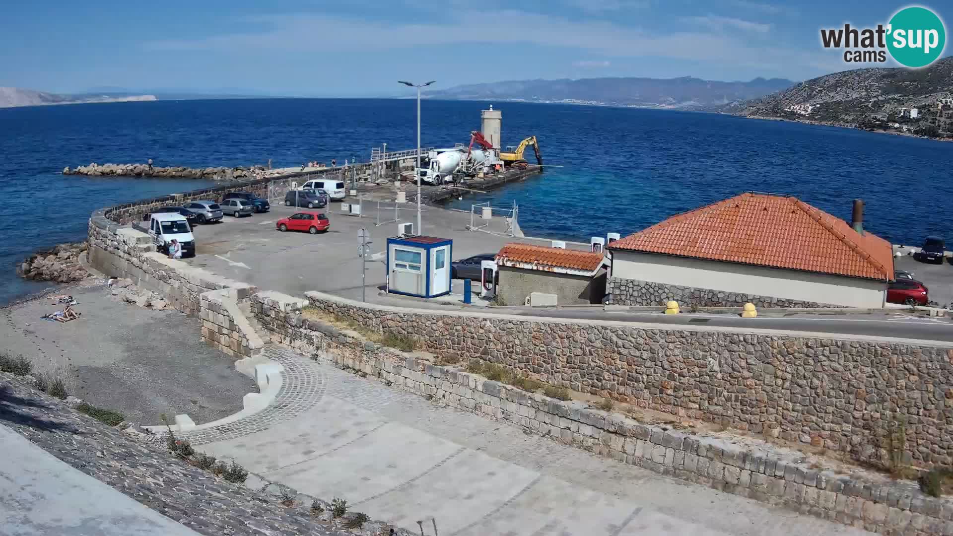 Webcam Porto di Segna – Frangiflutti e Faro in diretta