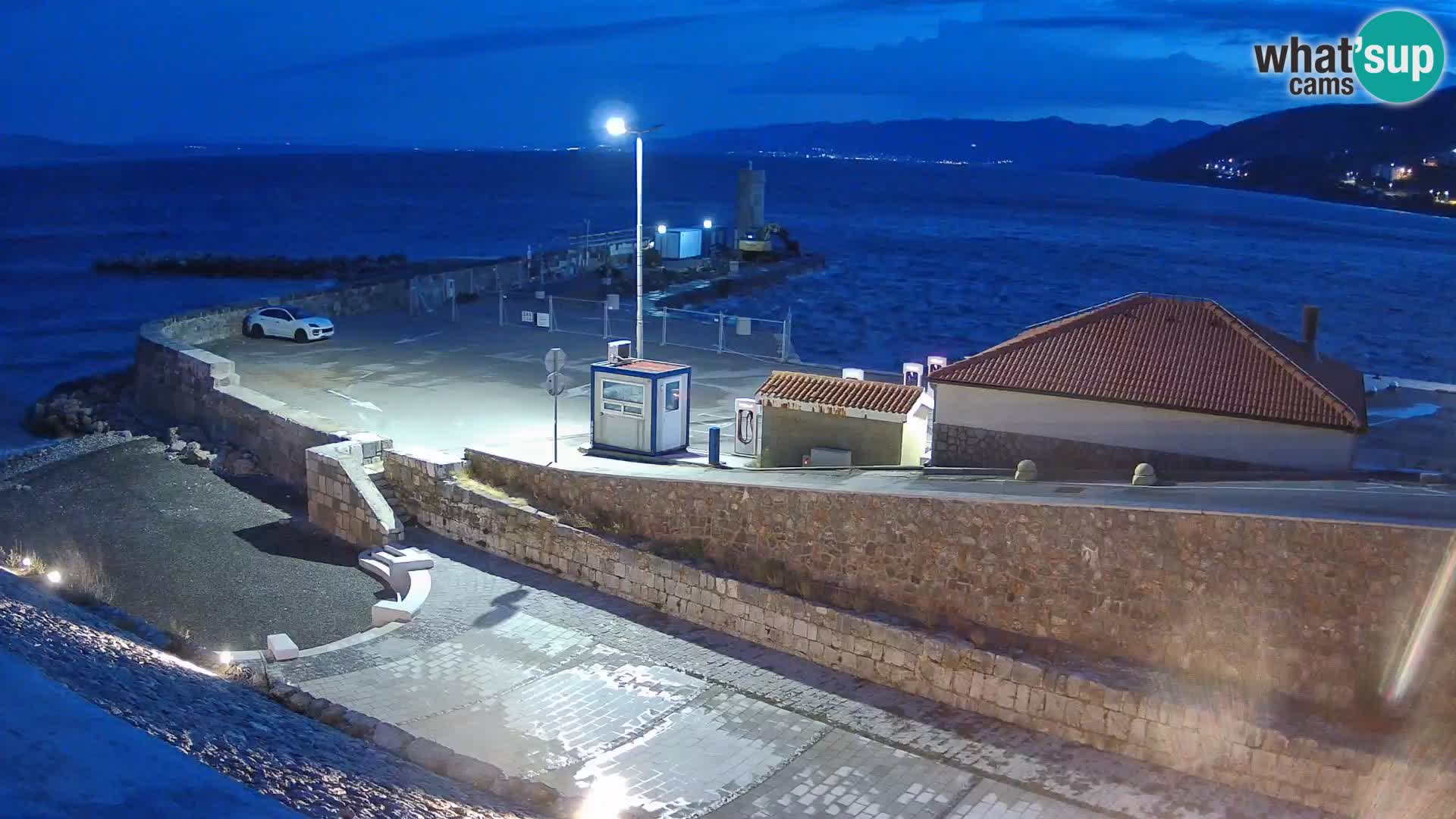 Webcam Porto di Segna – Frangiflutti e Faro in diretta