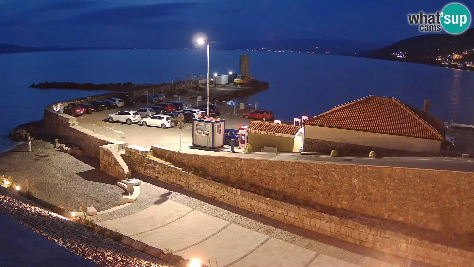 Web kamera Senj luka – Lukobran i svjetionik uživo