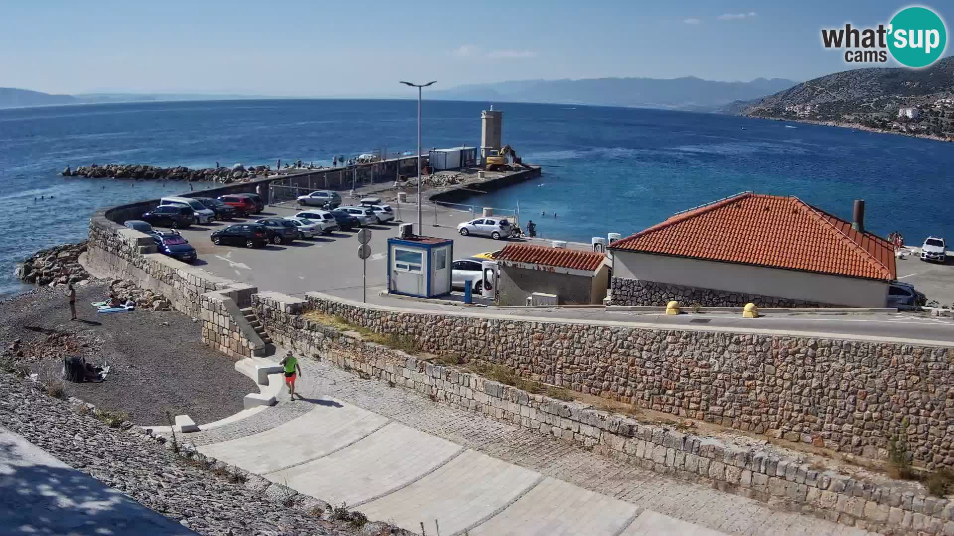Webcam port de Senj – Vue sur la jetée et le phare